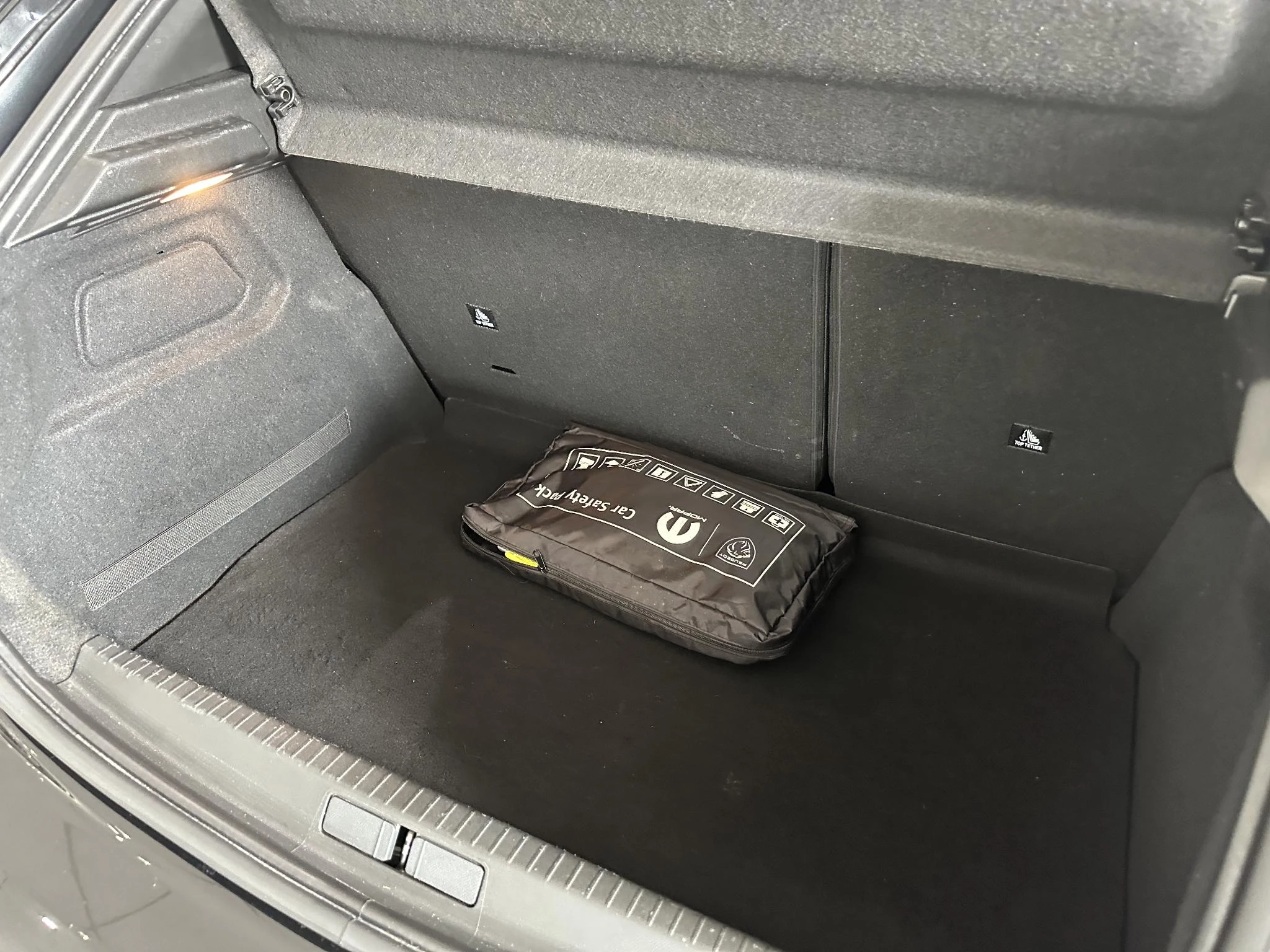 Peugeot-208-image-10