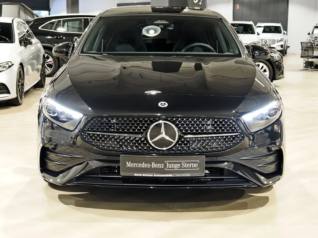 Mercedes-Benz-A-Klasse 180-image-3
