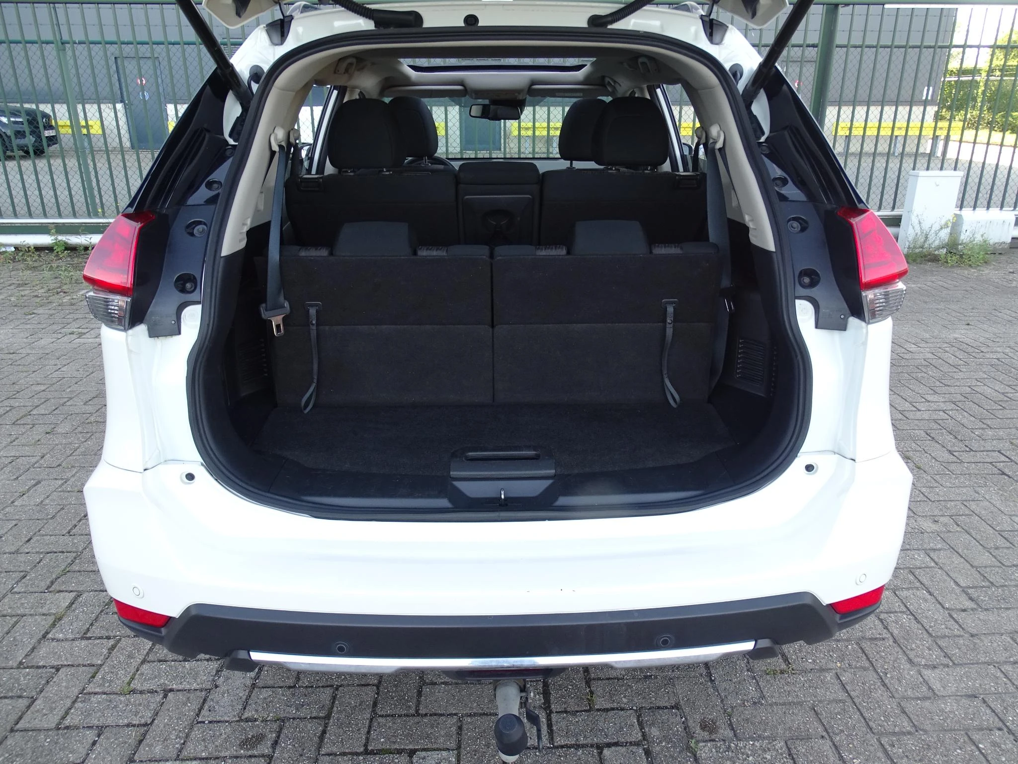 Nissan-X-Trail-image-16