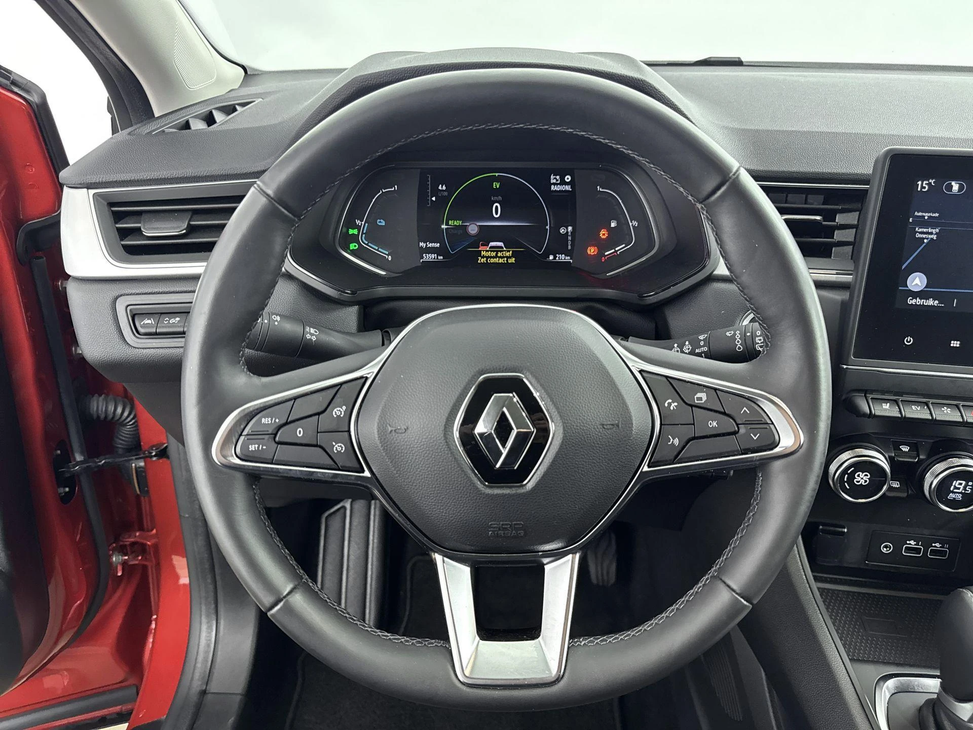 Renault-Captur-image-9