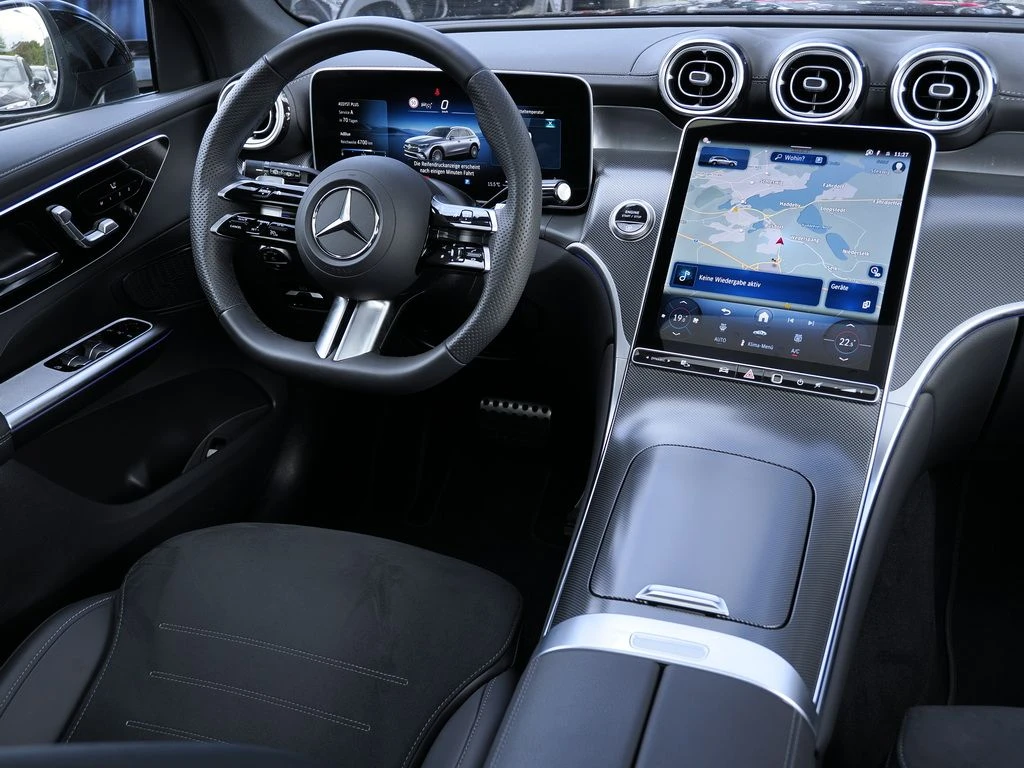 Mercedes-Benz-GLC 220 d-image-9