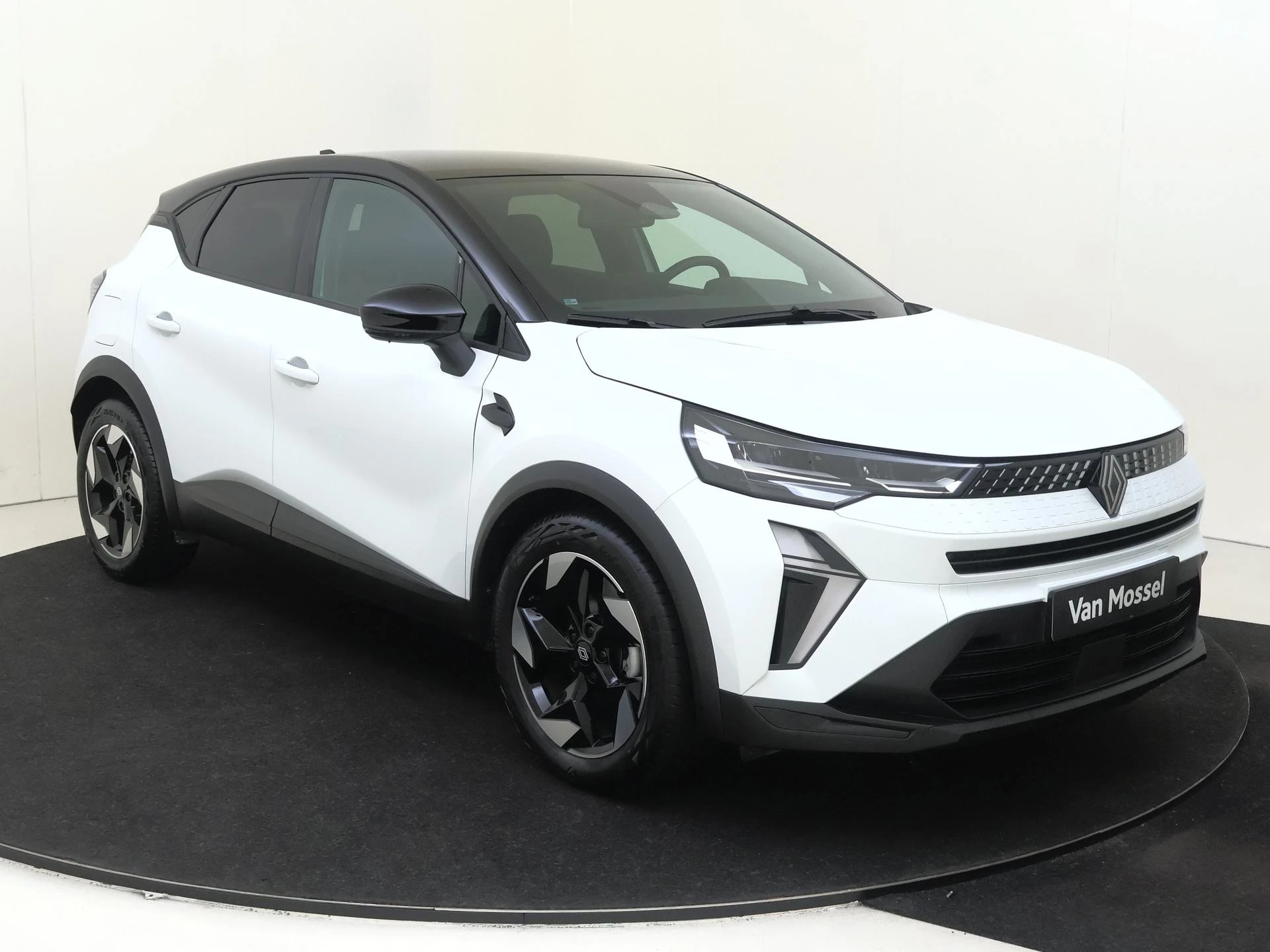 Renault-Captur-image-1