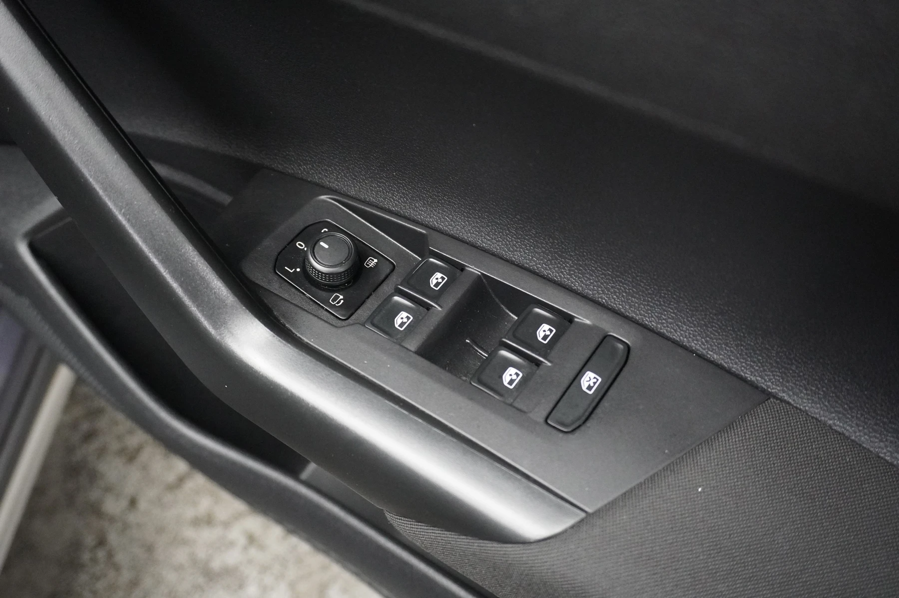 Volkswagen-Taigo-image-36