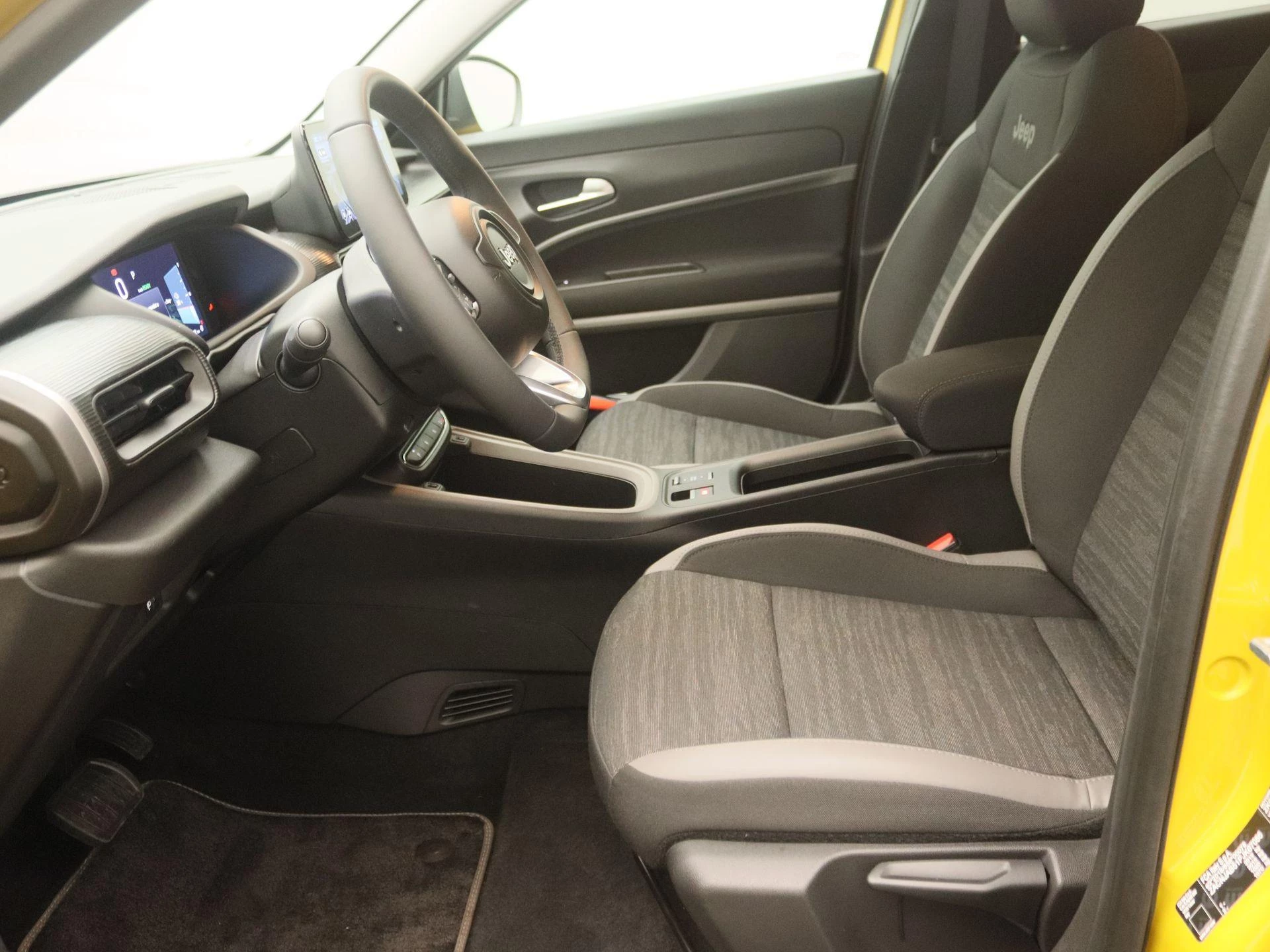 Jeep-Avenger-image-12