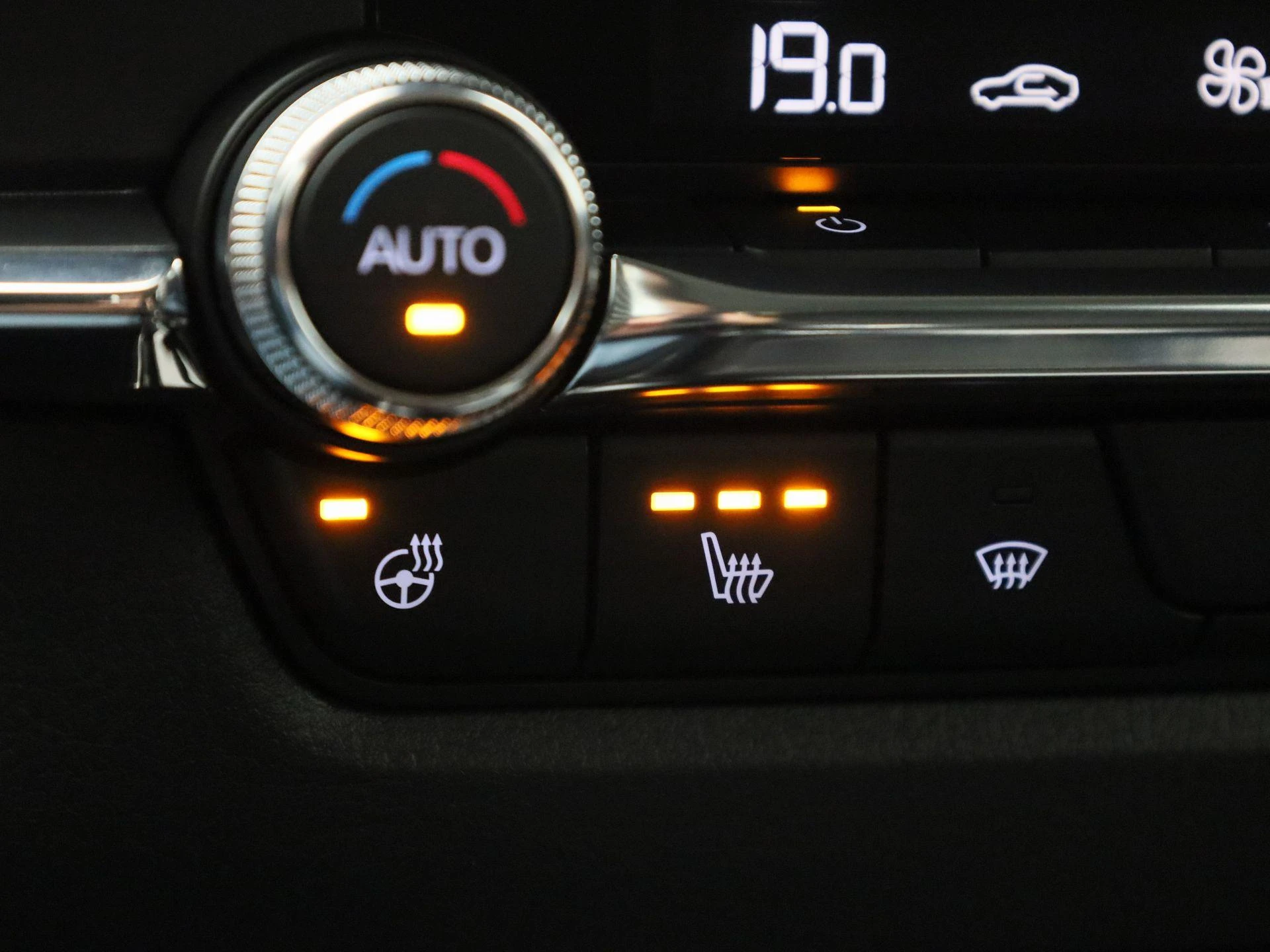 Mazda-CX-30-image-19