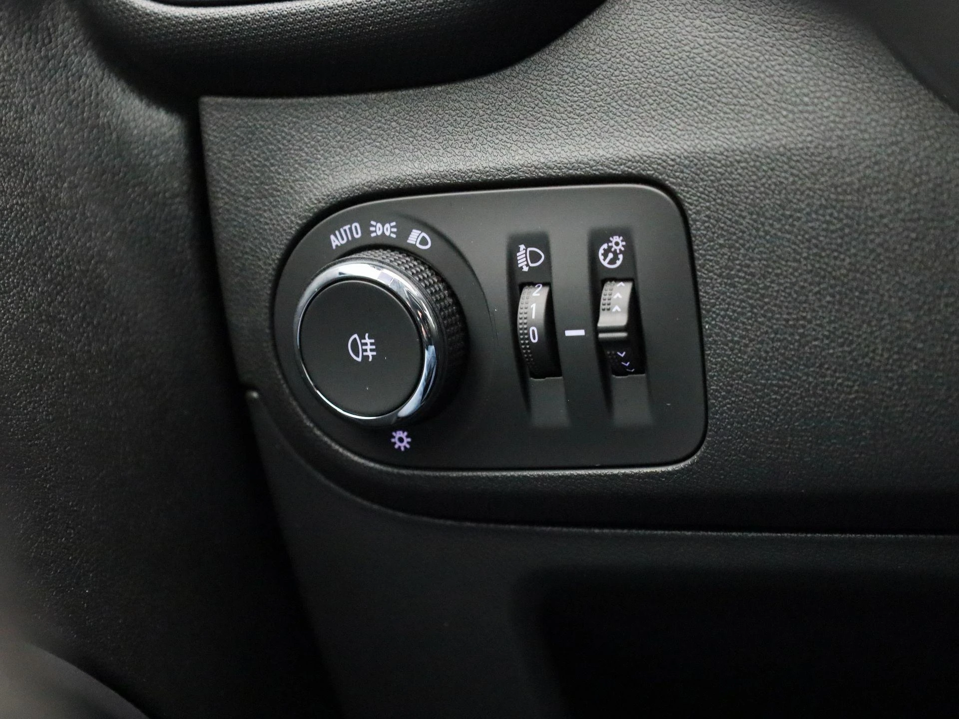 Opel-Crossland-image-19