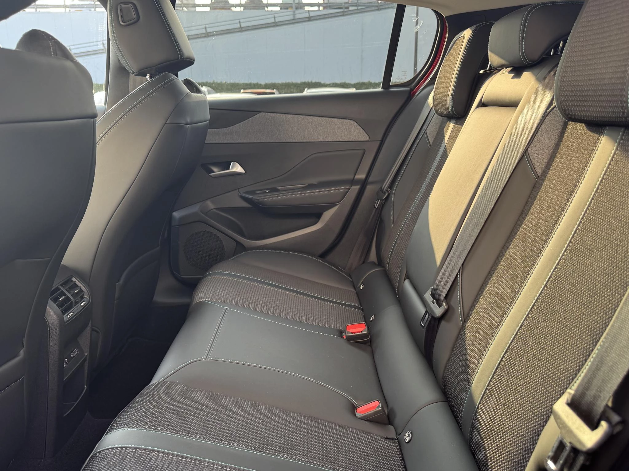 Peugeot-308-image-27
