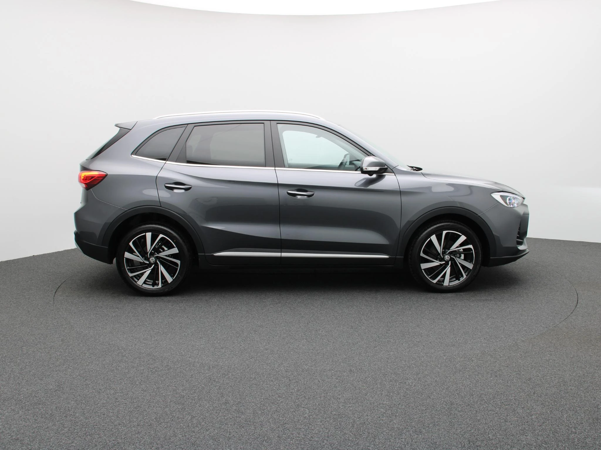 MG-ZS-image-5