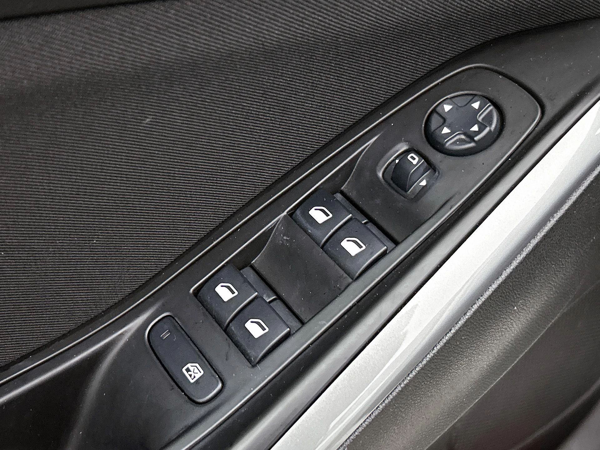 Opel-Grandland X-image-8