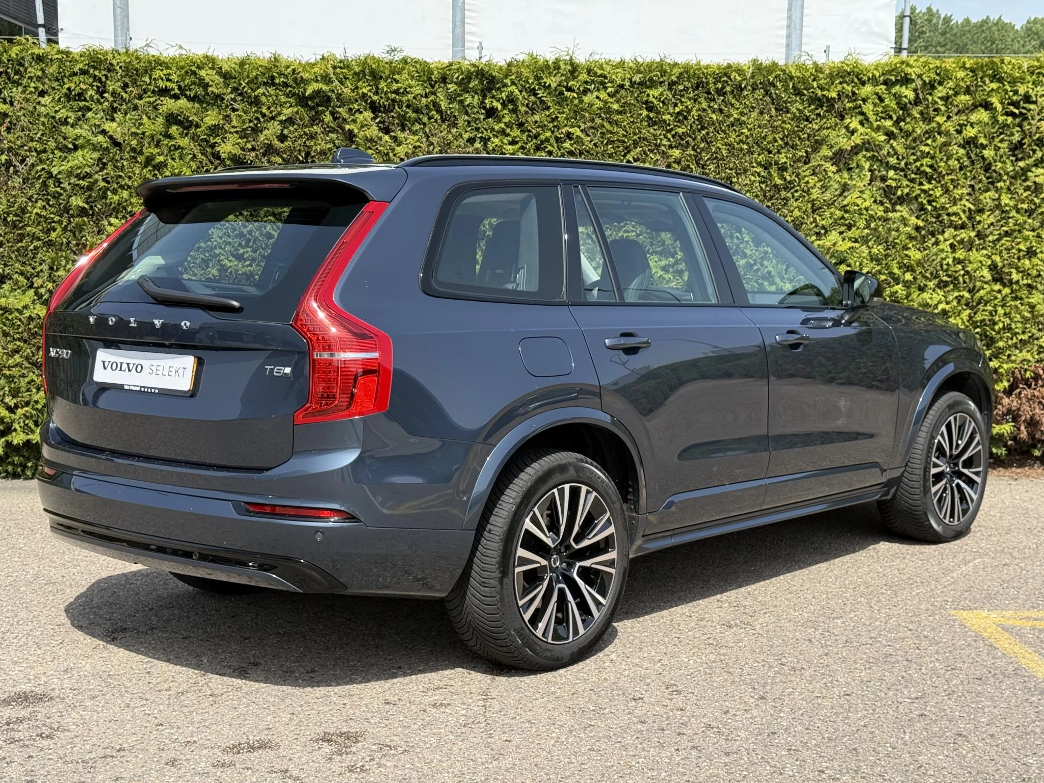Volvo-XC90-image-1