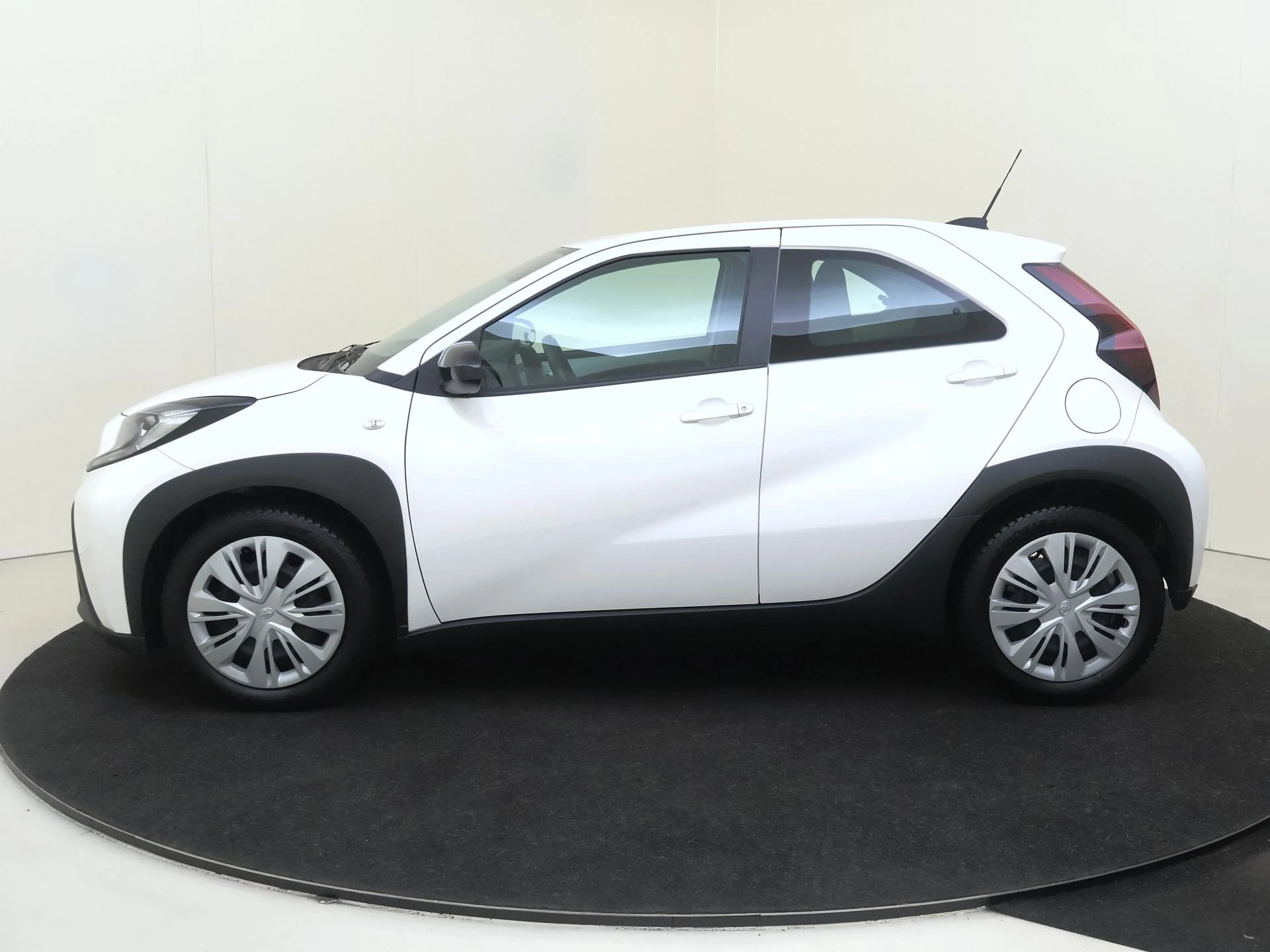 Toyota-Aygo-image-4