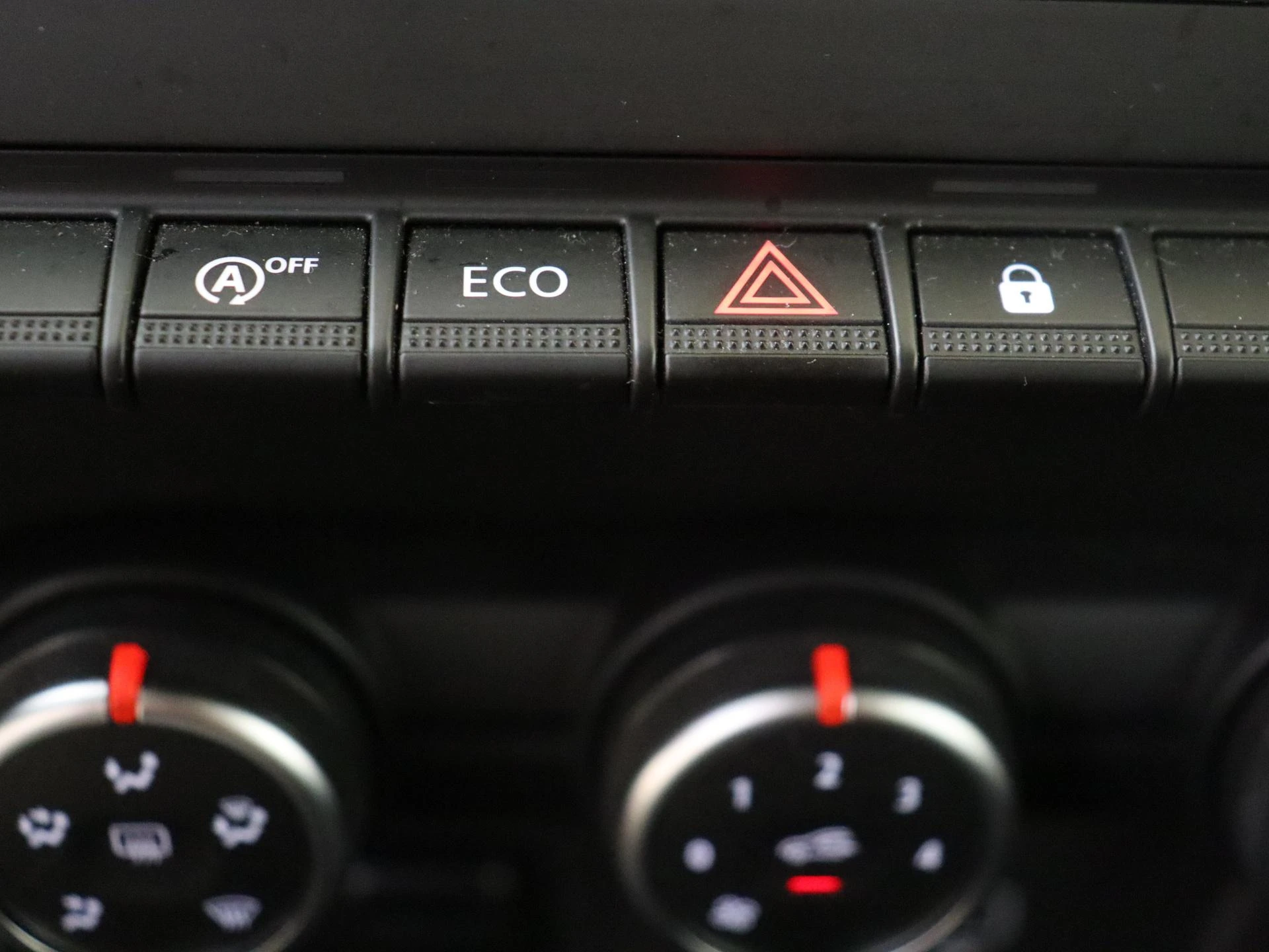 Renault-Clio-image-19