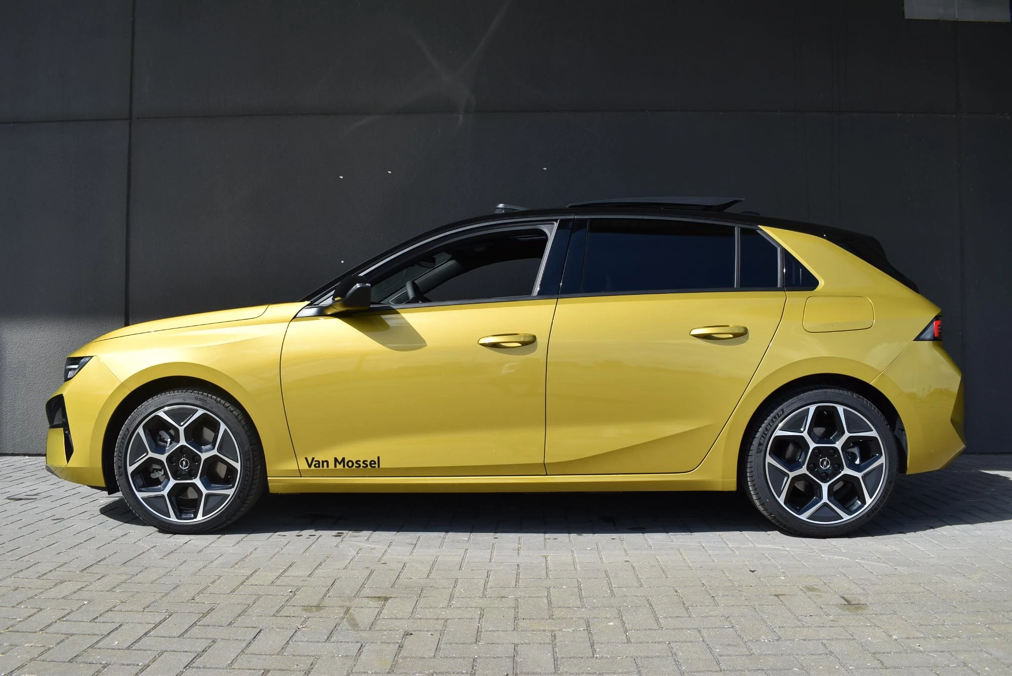 Opel Astra 1.6 Turbo Plug In Hybrid Ultimate