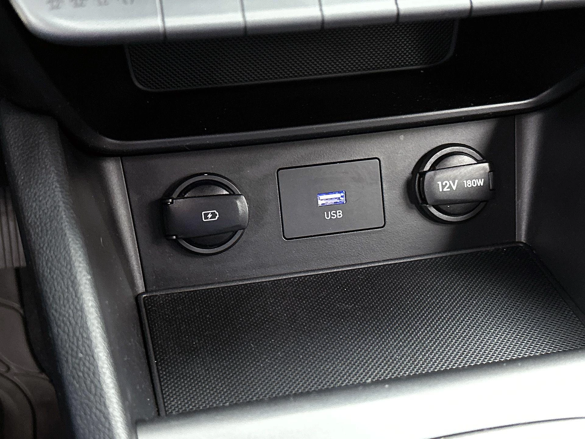 Hyundai-Kona-image-34