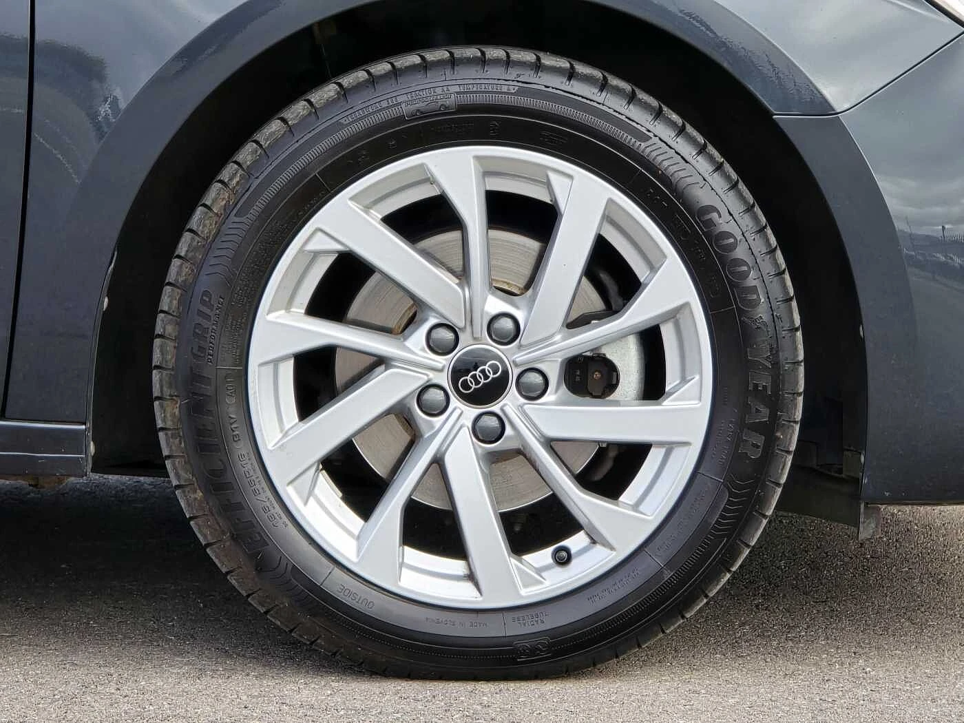 Audi-A1 Sportback-image-4