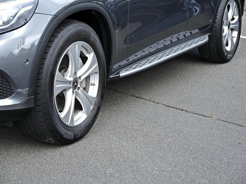 Mercedes-Benz-GLC 250-image-5