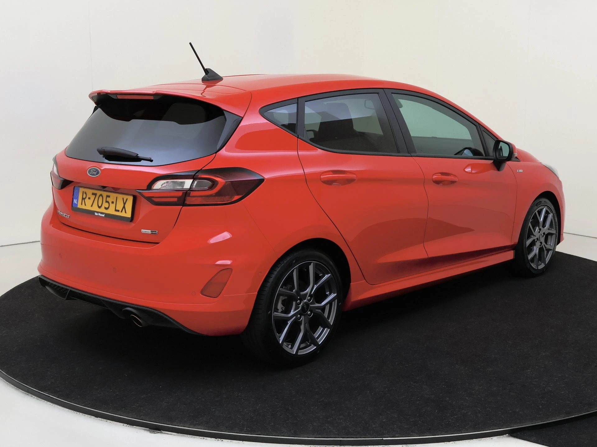 Ford-Fiesta-image-3