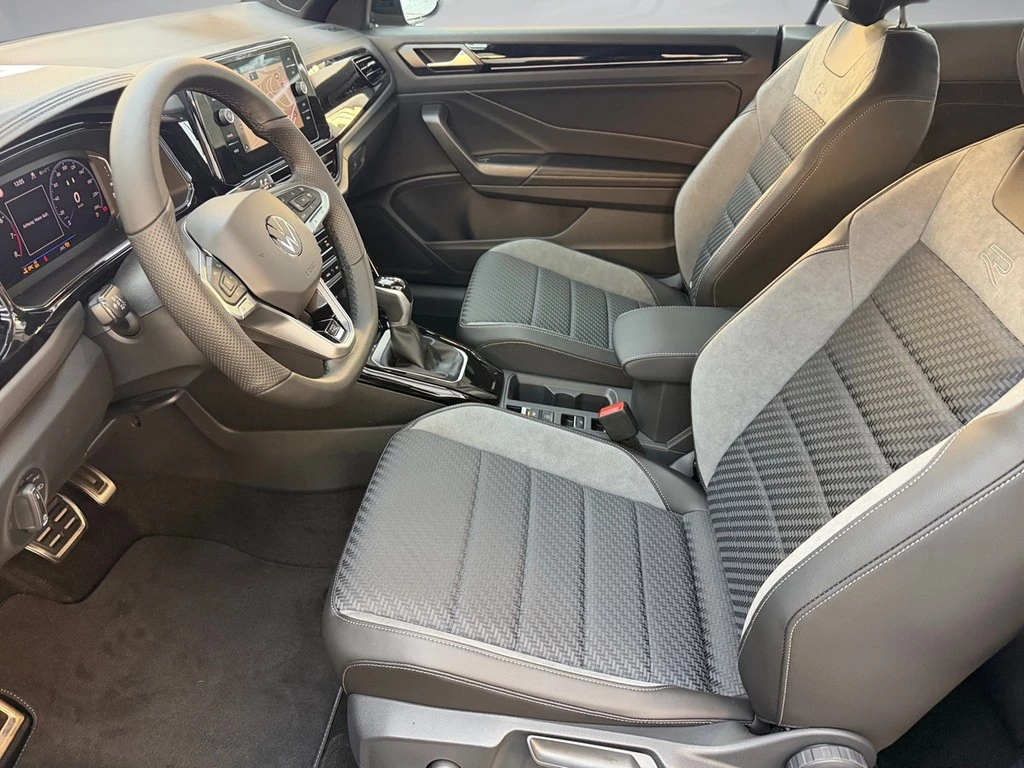 Volkswagen-T-Roc-image-6