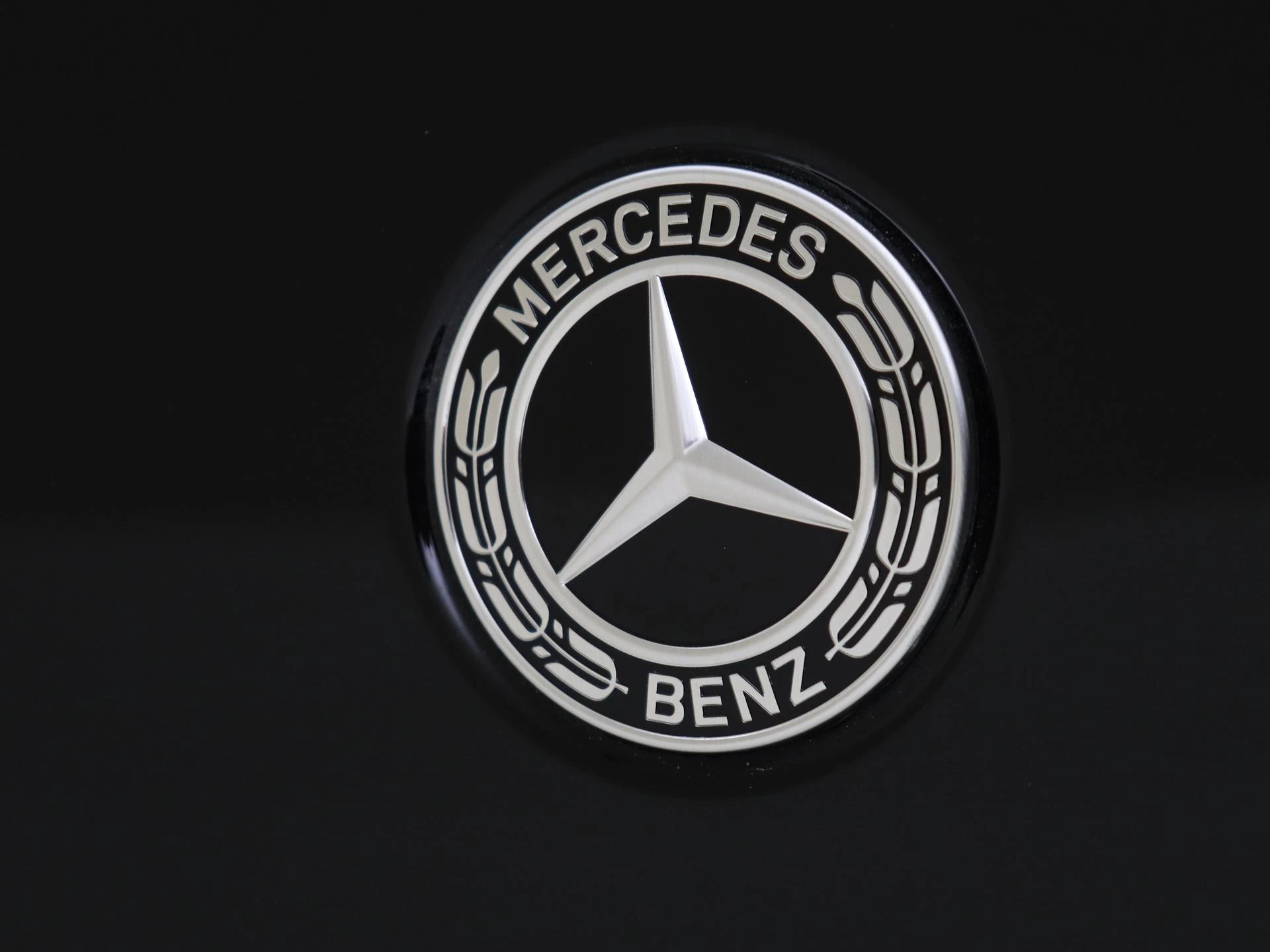 Mercedes-Benz-GLB-image-28