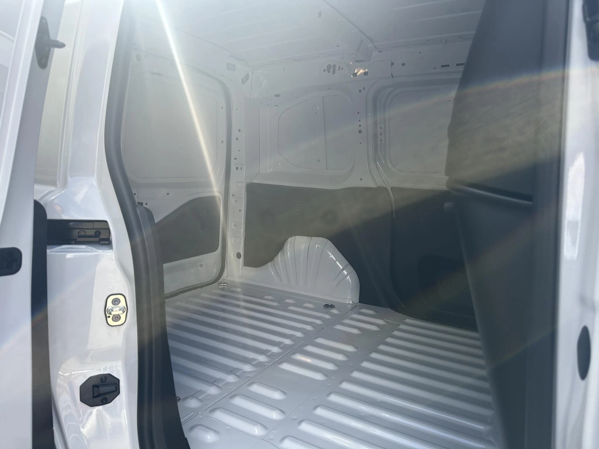 Peugeot-Partner-image-16