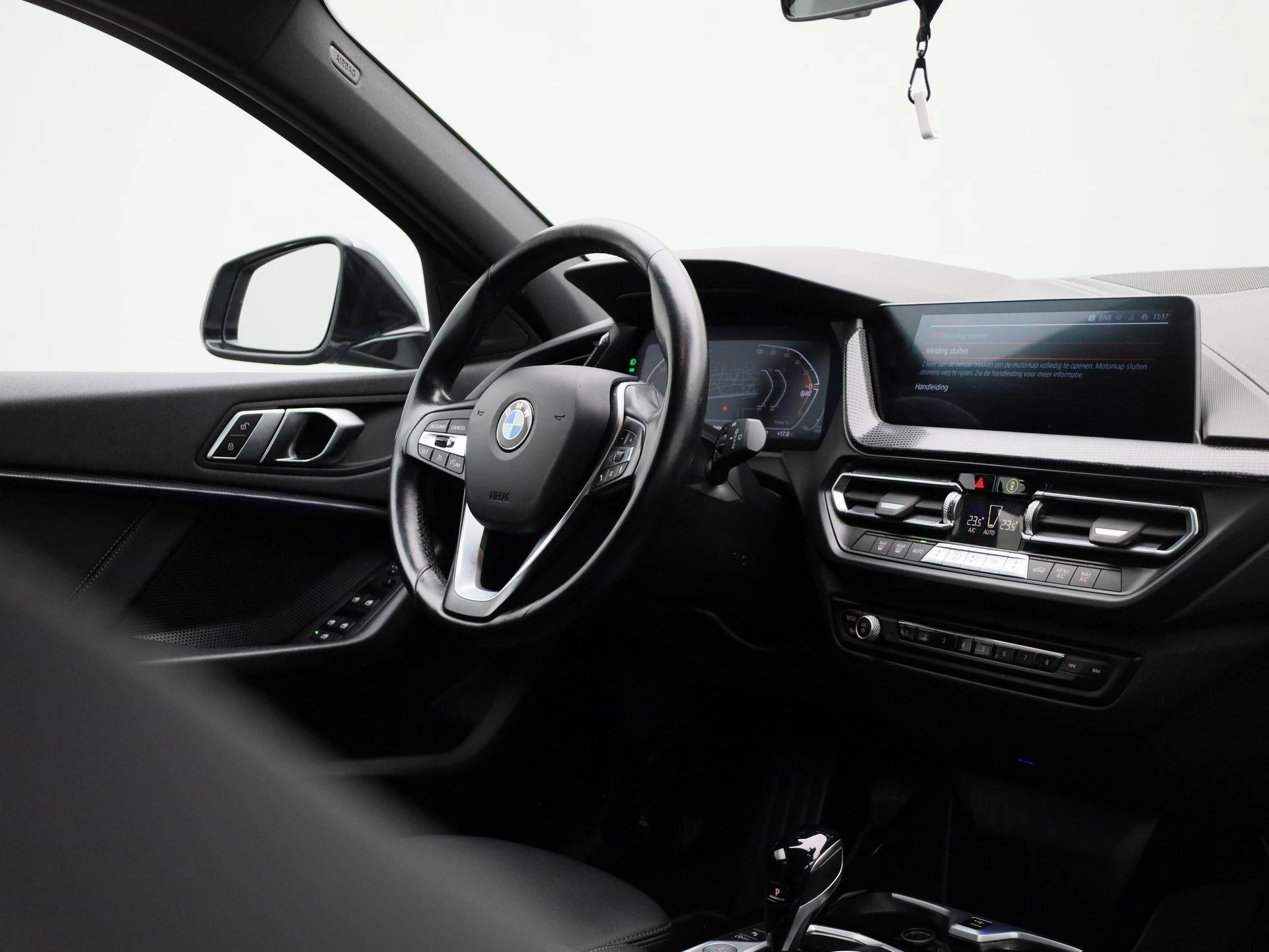 BMW-1 Serie-image-30