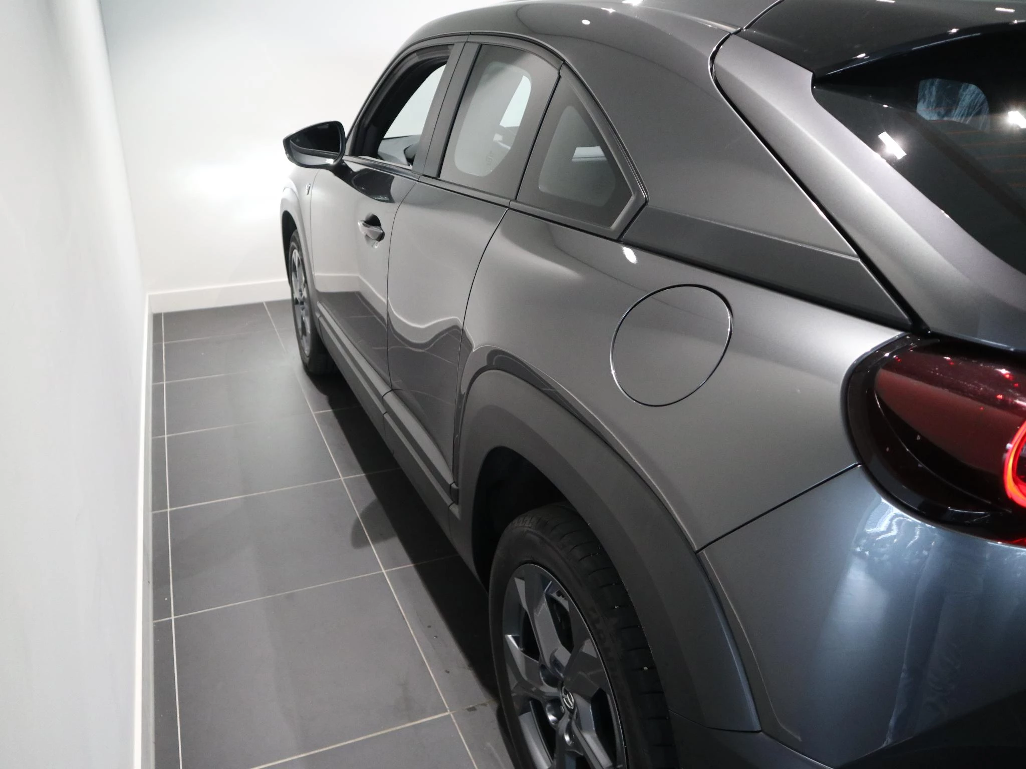 Mazda MX-30 e-SkyActiv R-EV 170 Exclusive-line