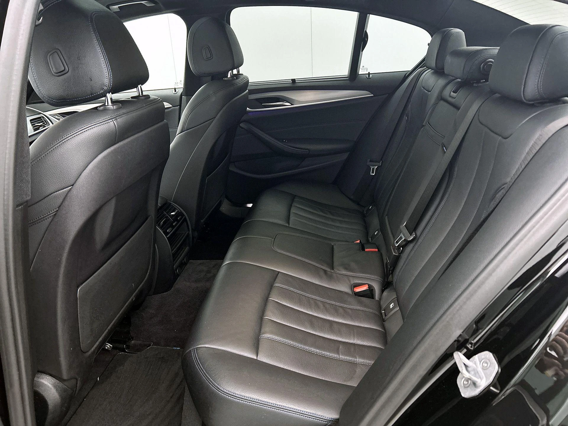 BMW-5 Serie-image-28
