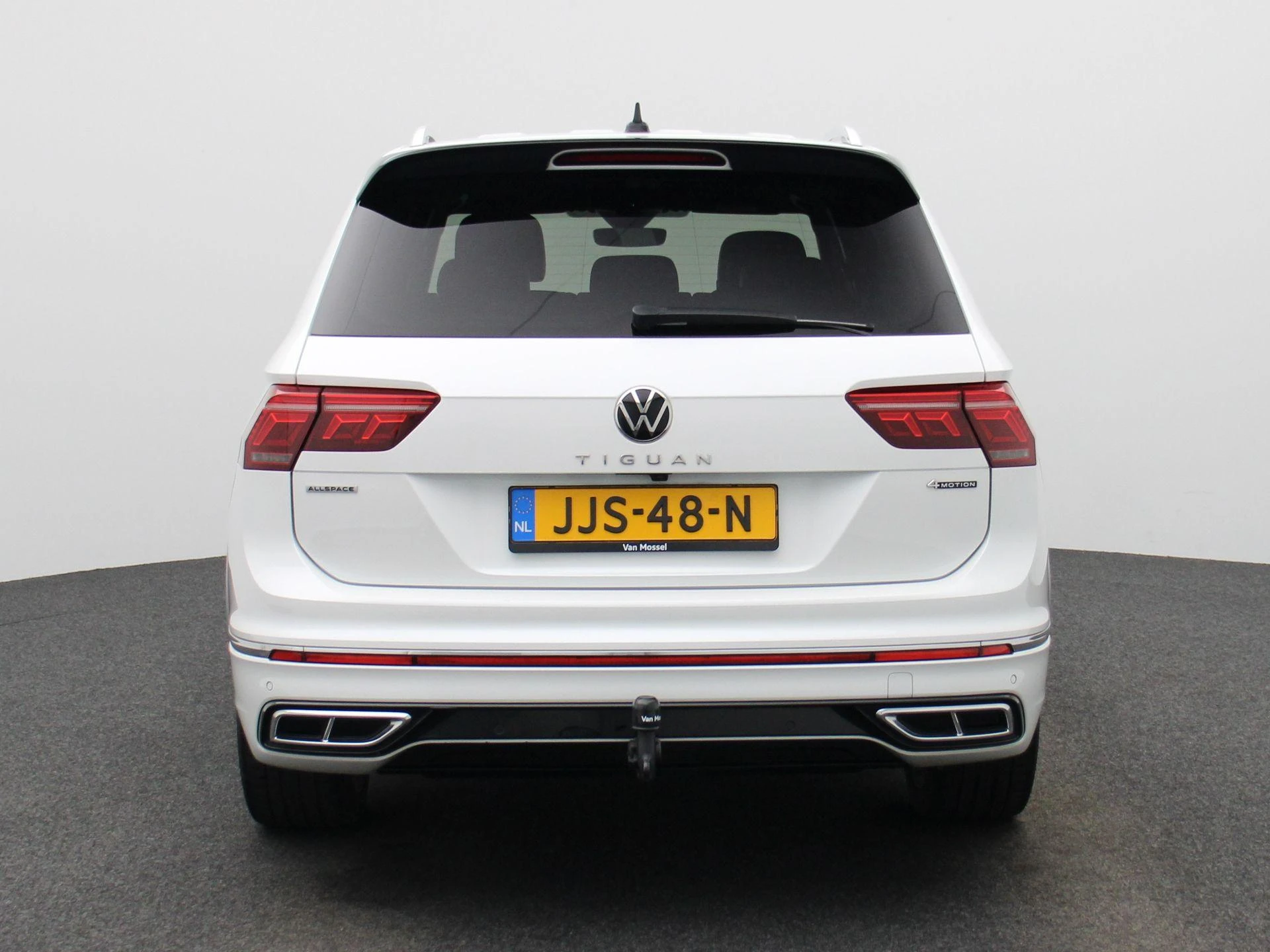Volkswagen-Tiguan Allspace-image-4