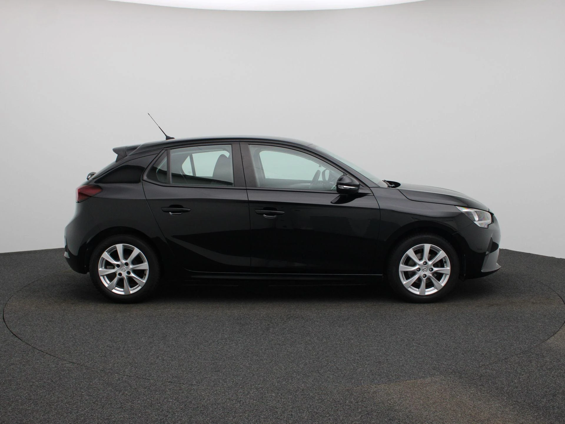 Opel-Corsa-image-5