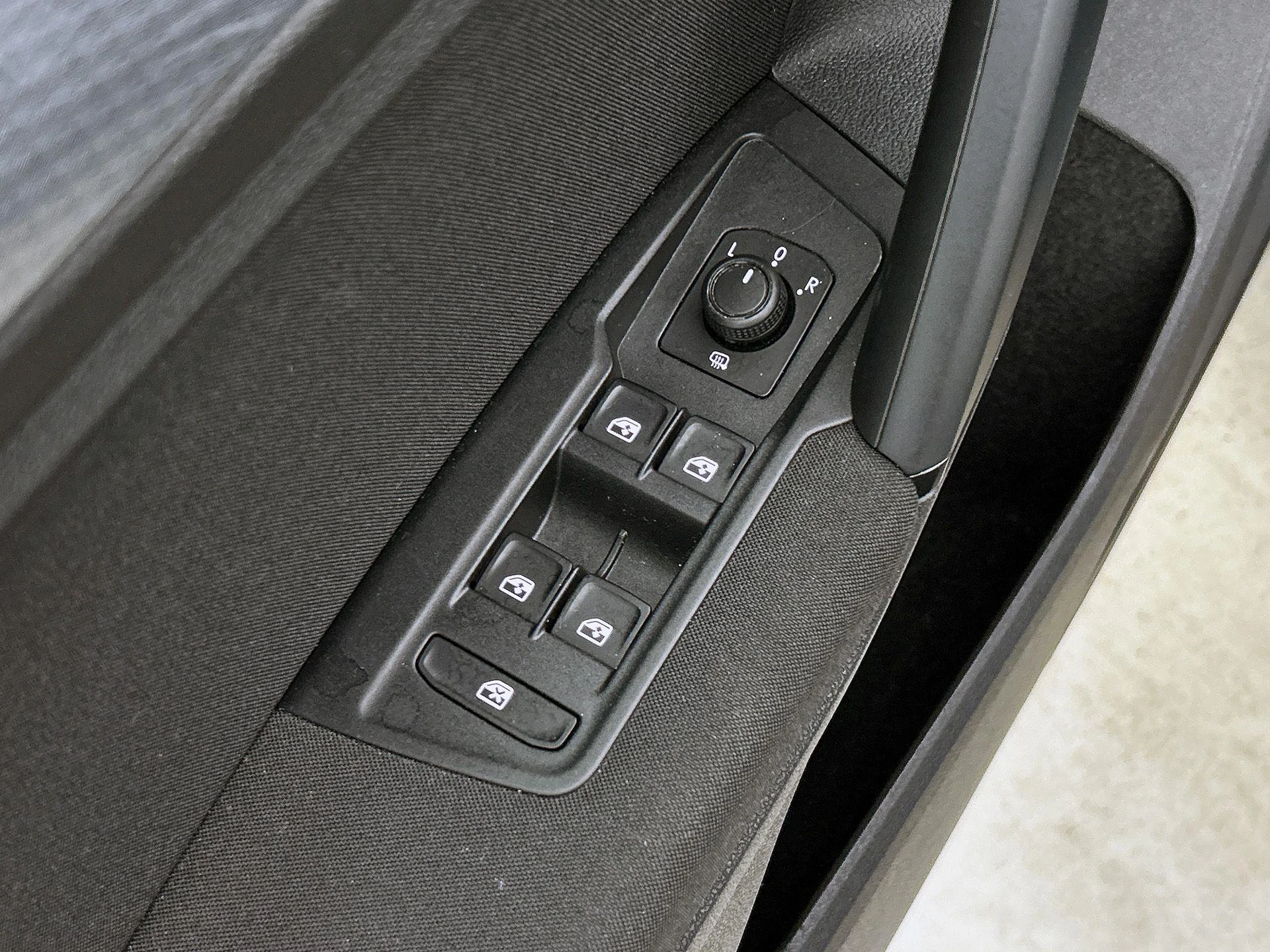 Volkswagen-Tiguan-image-29