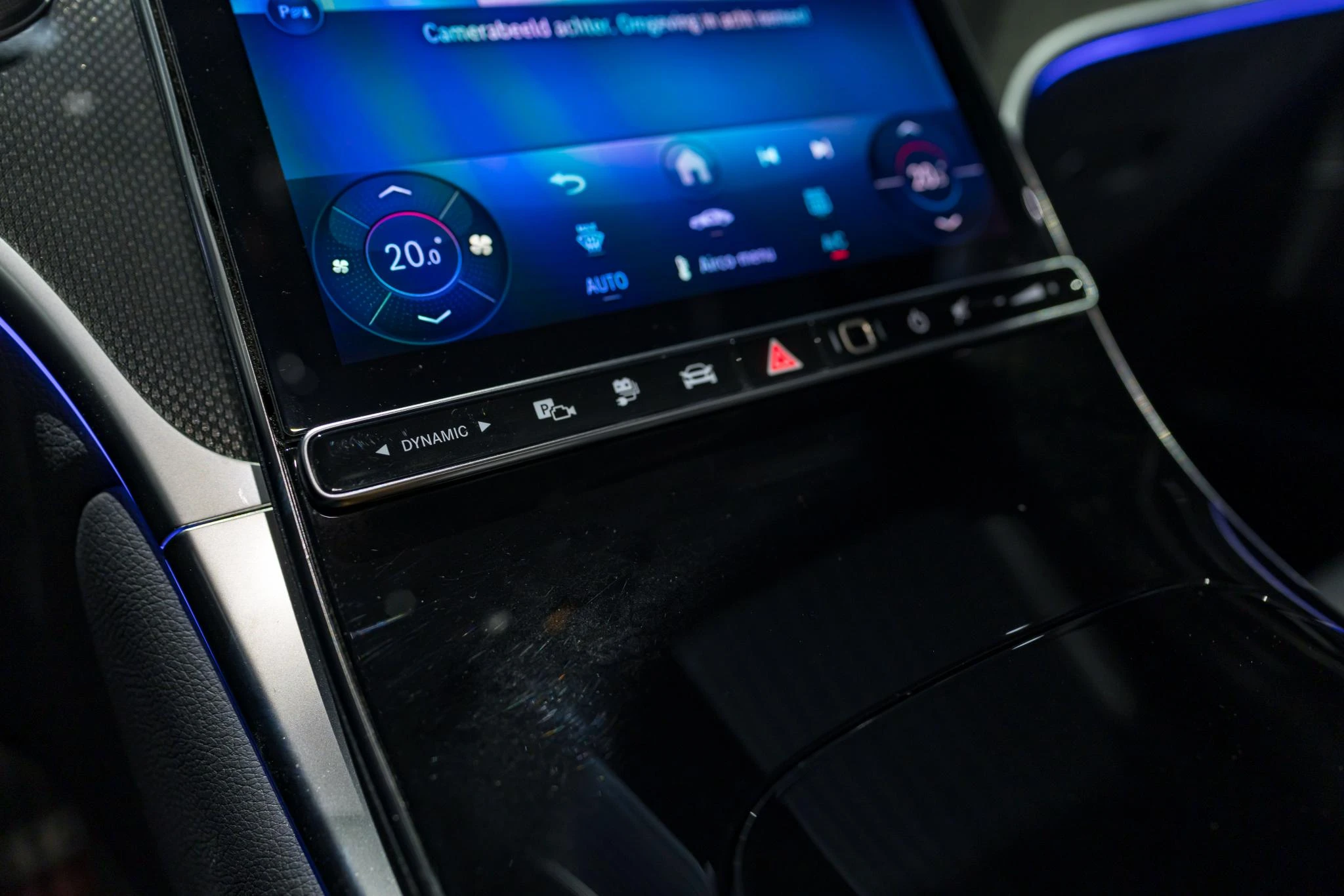 Mercedes-Benz-GLC-image-29