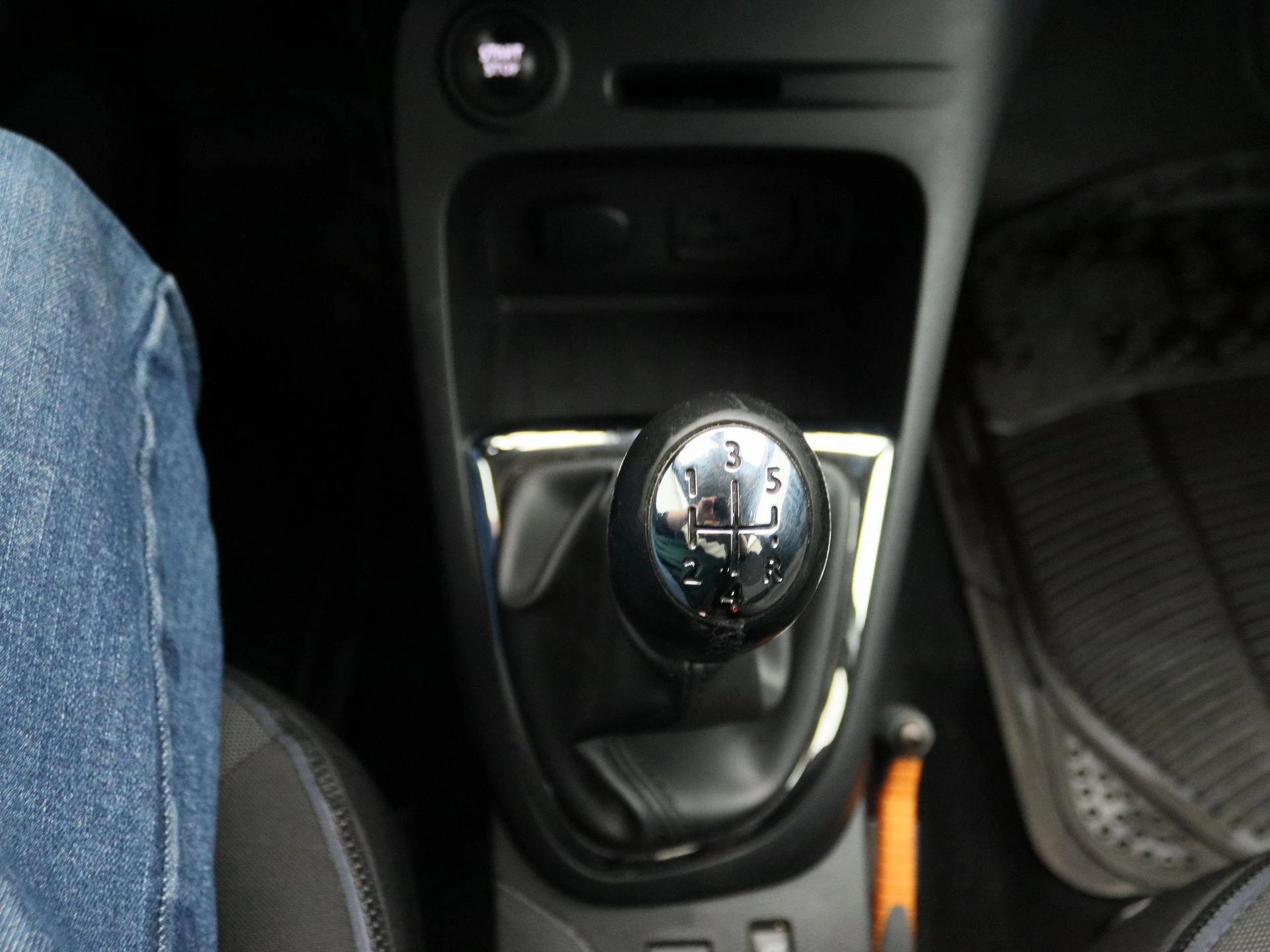 Renault-Captur-image-9