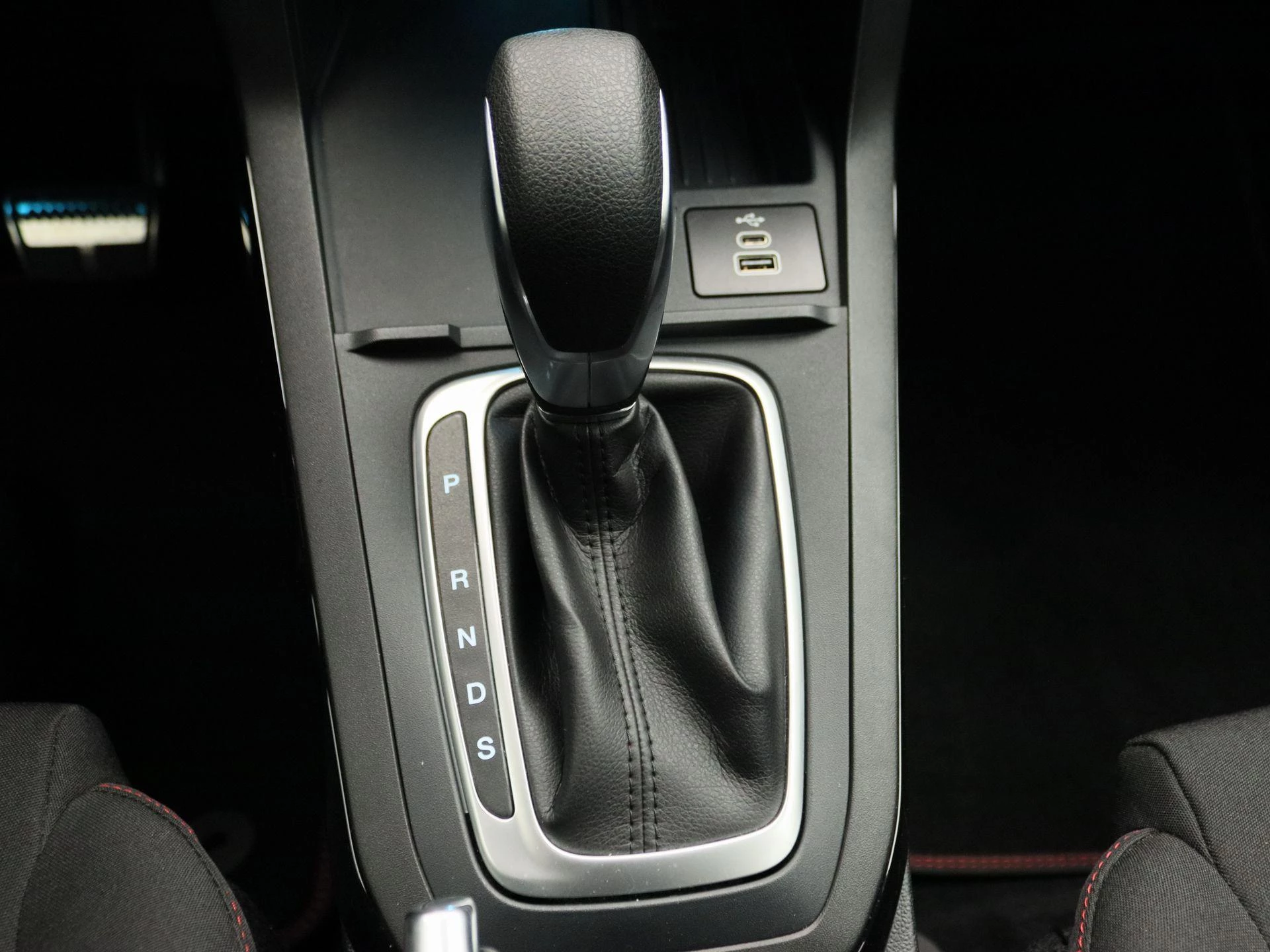 Ford-Puma-image-11
