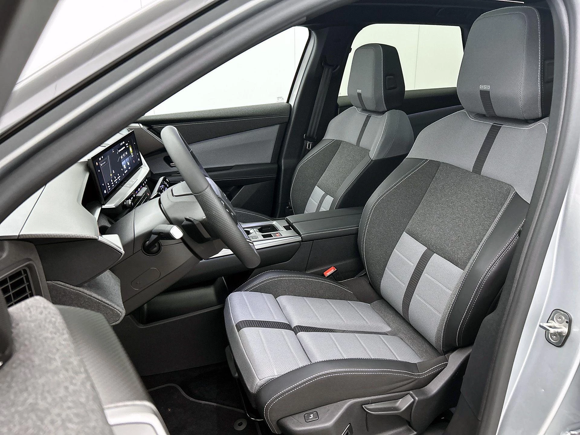 Opel-Grandland-image-42