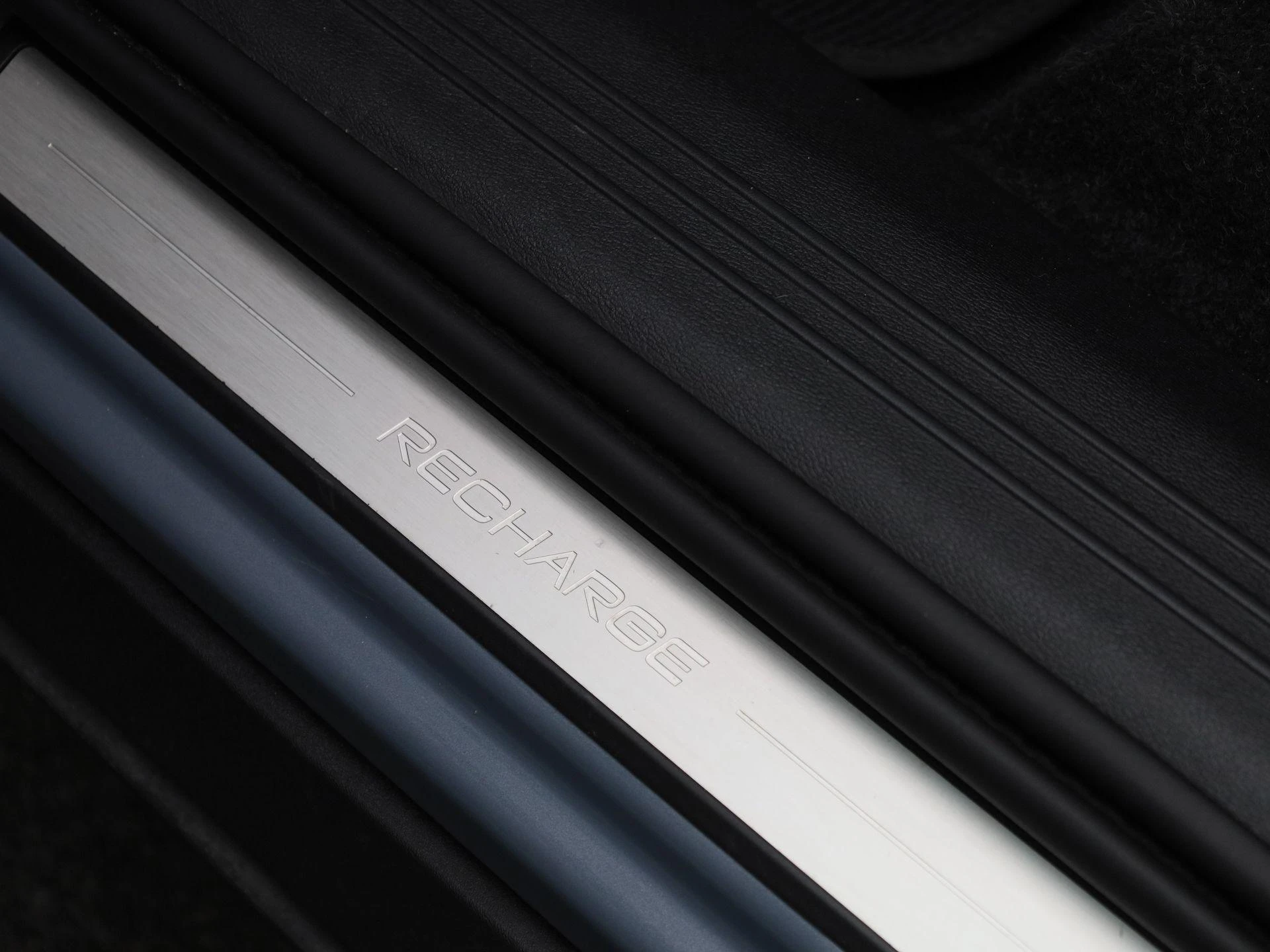 Volvo-C40-image-30