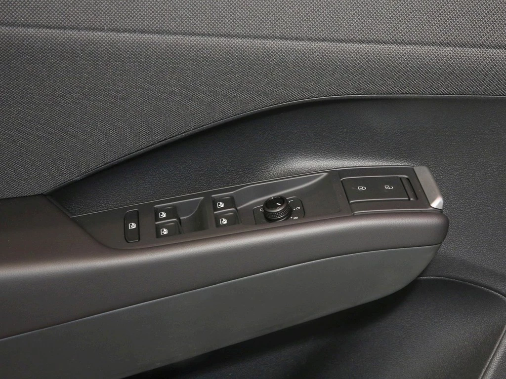 Volkswagen T-Roc Life 1.5 eTSI OPF 7-Gang-DSG neues Modell