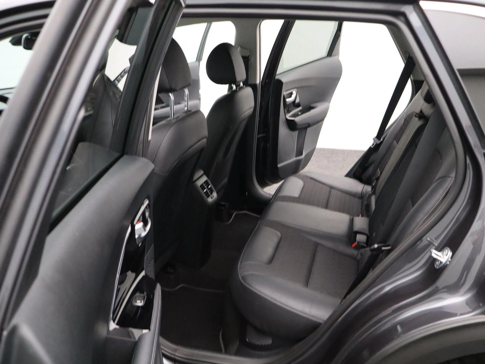 Kia-Niro-image-11