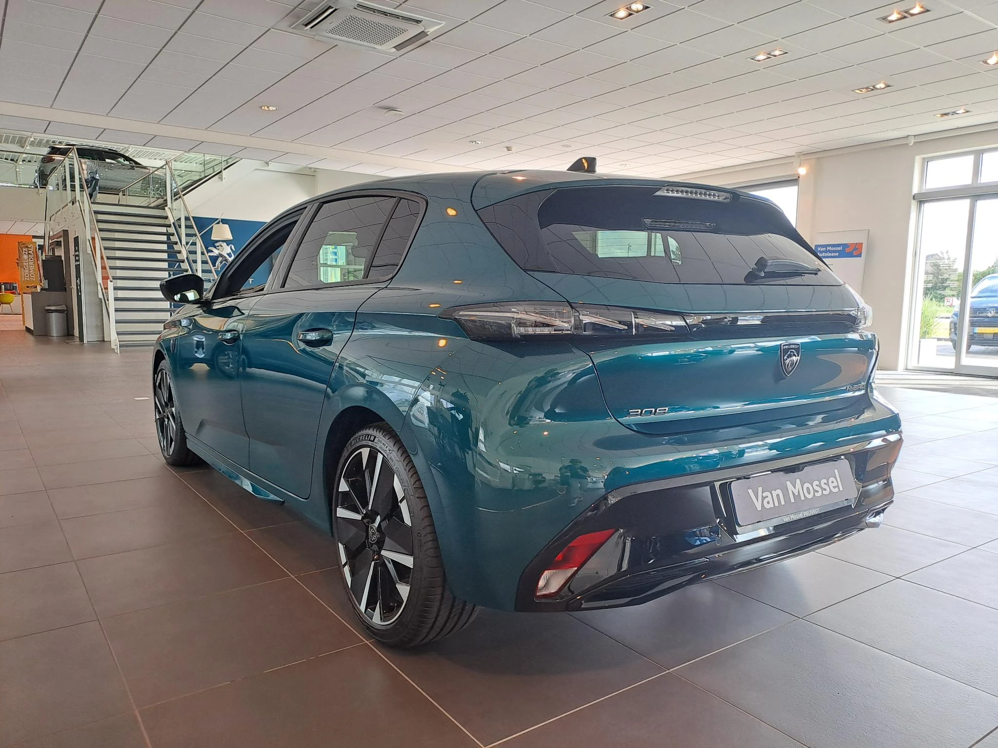 Peugeot-308-image-8