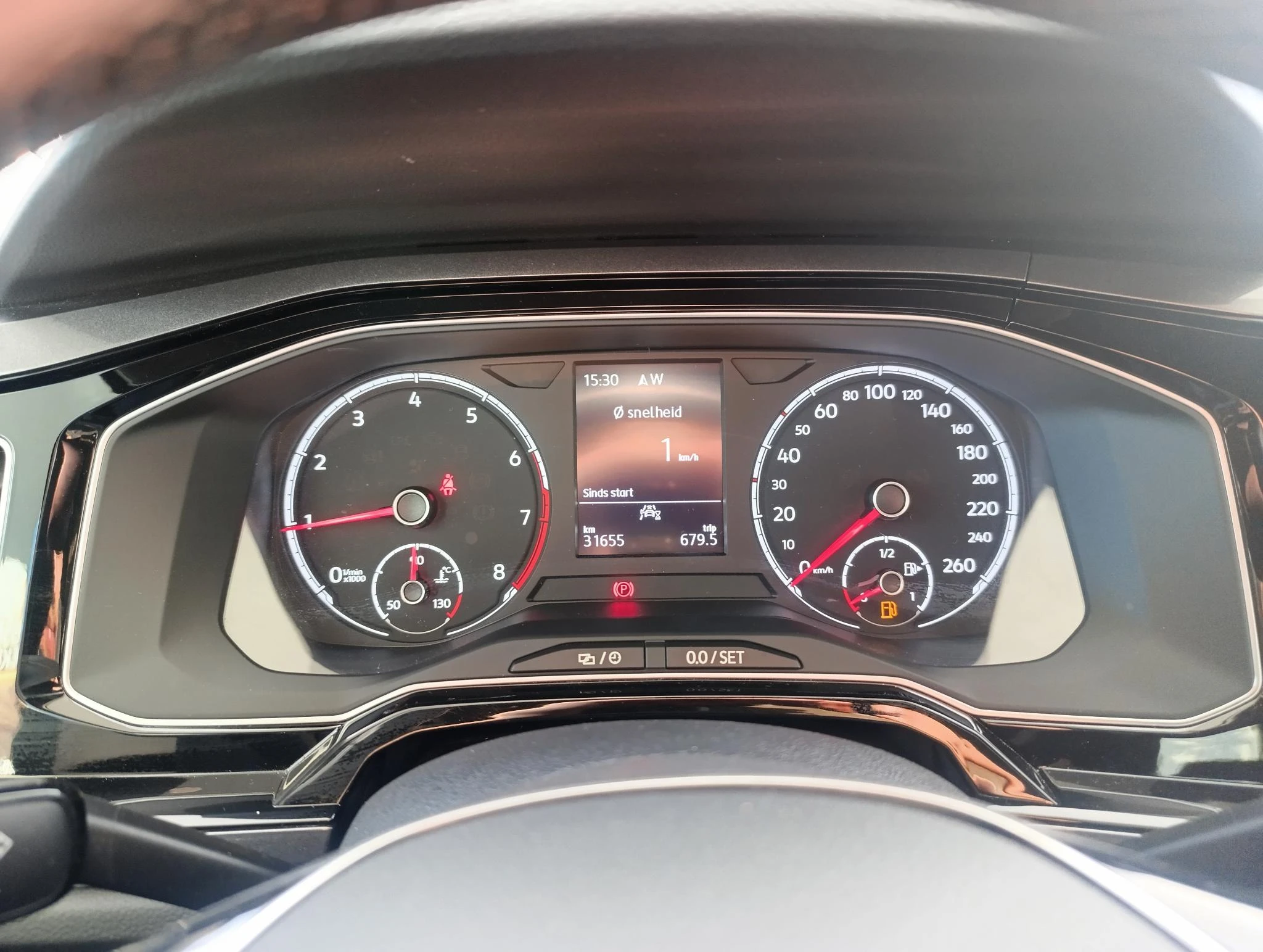 Volkswagen-Polo-image-16