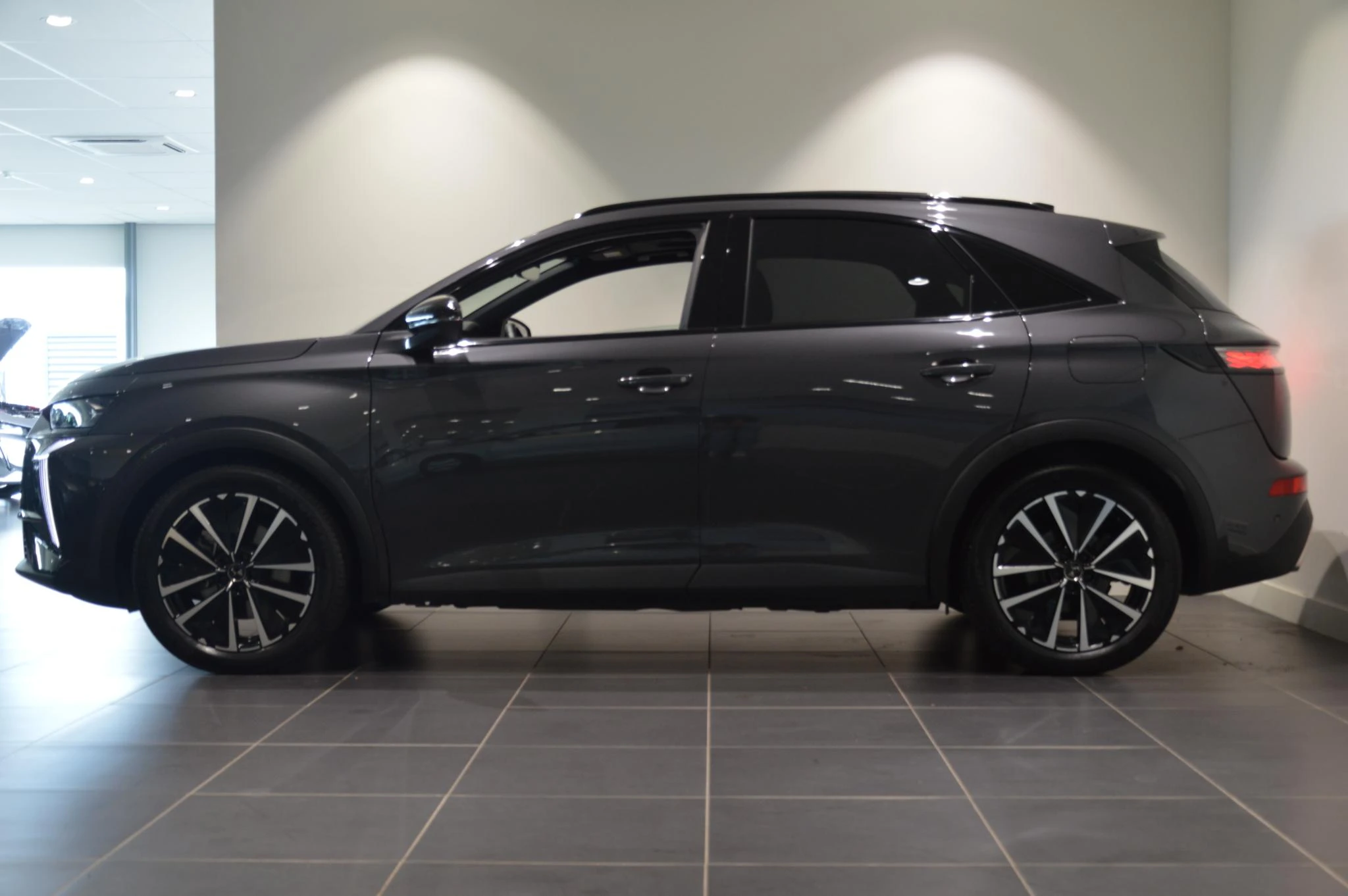 DS DS 7 1.6 PHEV 300 4x4 Etoile