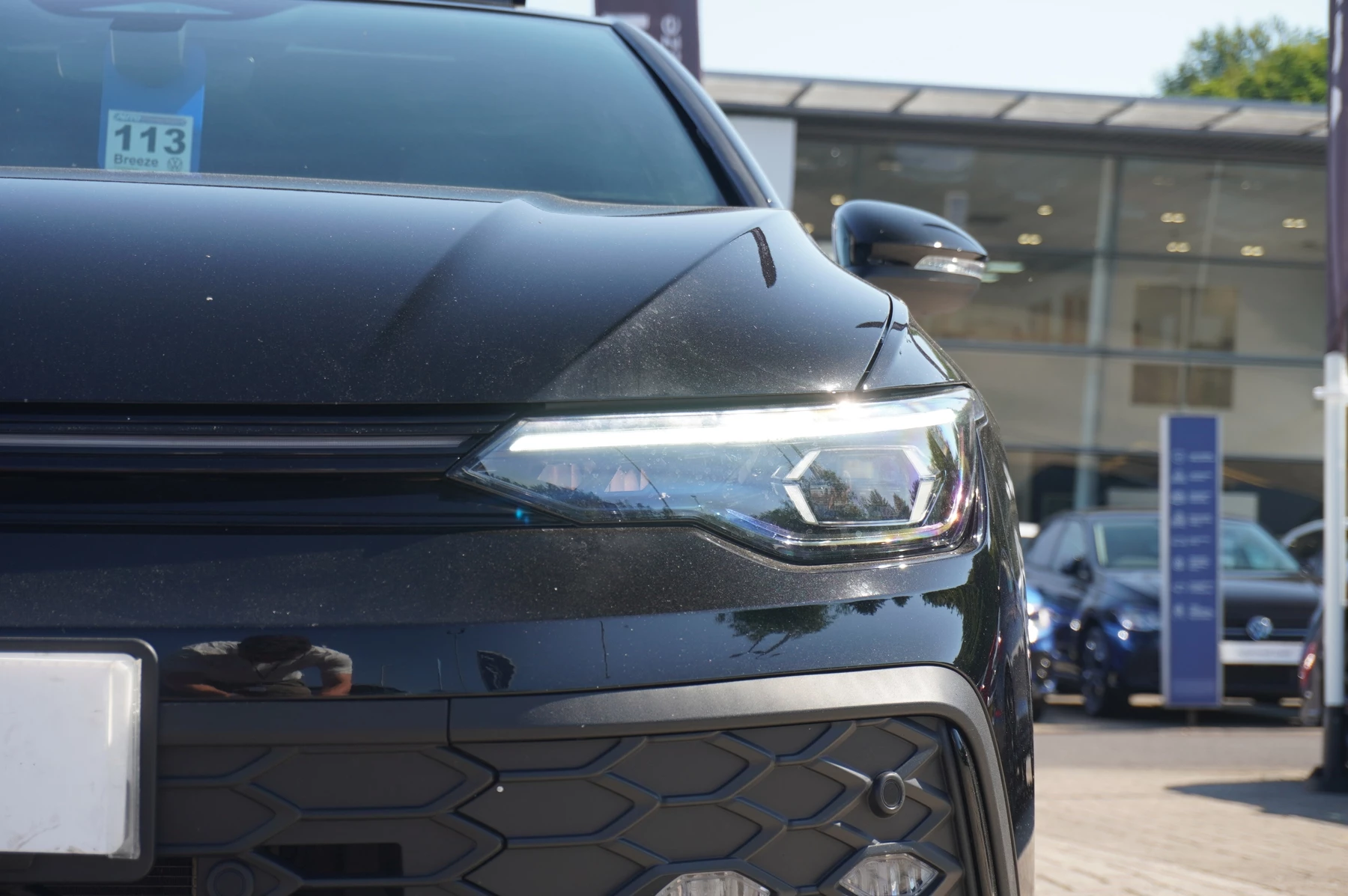 Volkswagen-Golf-image-50
