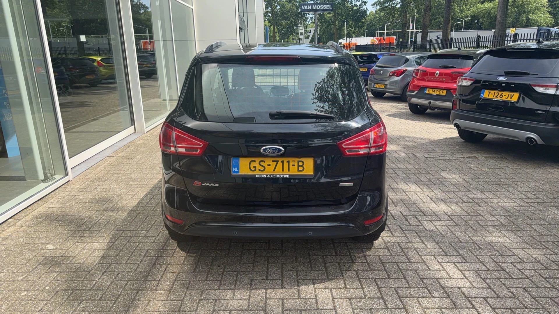 Ford-B-MAX-image-2