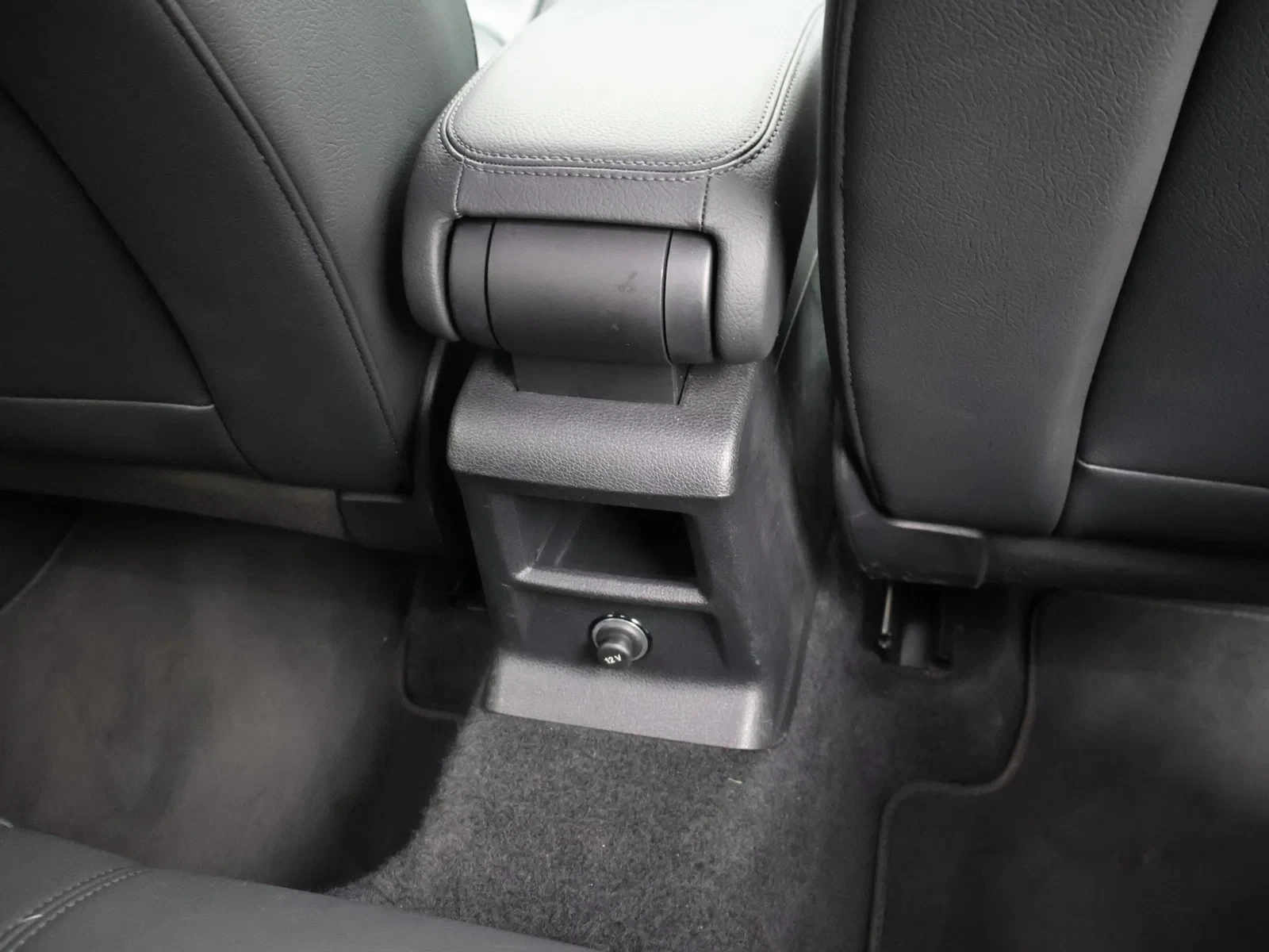 Audi Q2 Audi Q2 Business Edition Advanced 35TFSI 150PK *AUTOMAAT*LEDER*NAVI*CAMERA*PDC*ACC*VIRTUAL COCKPIT*.