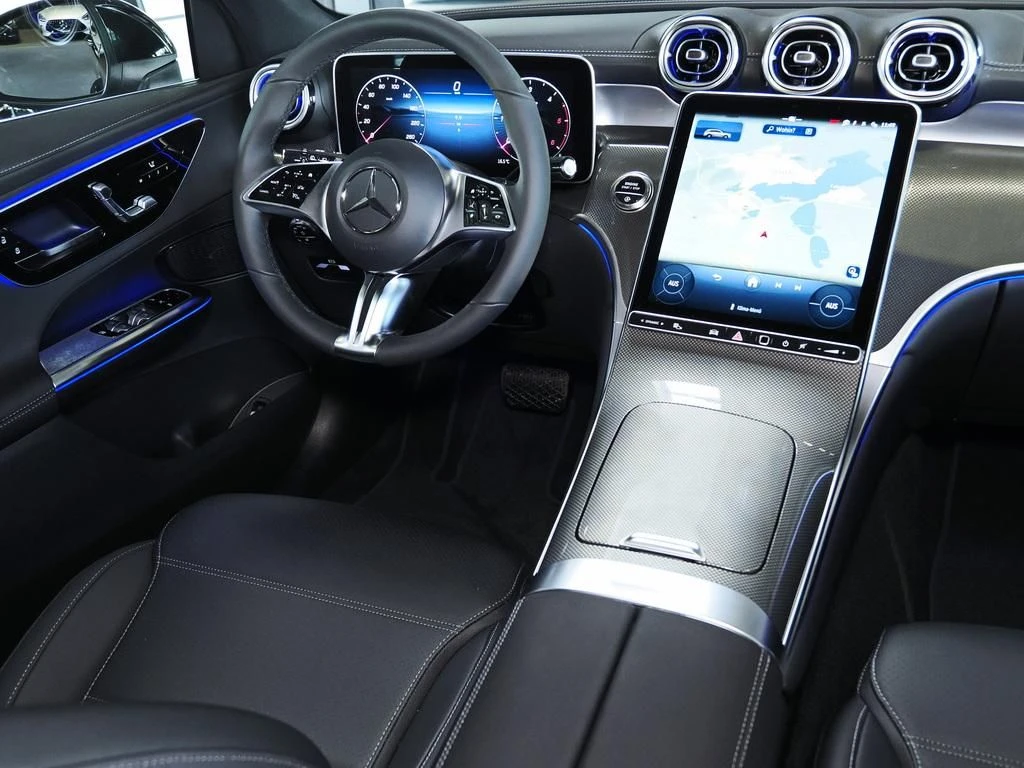 Mercedes-Benz-GLC 200 d-image-10