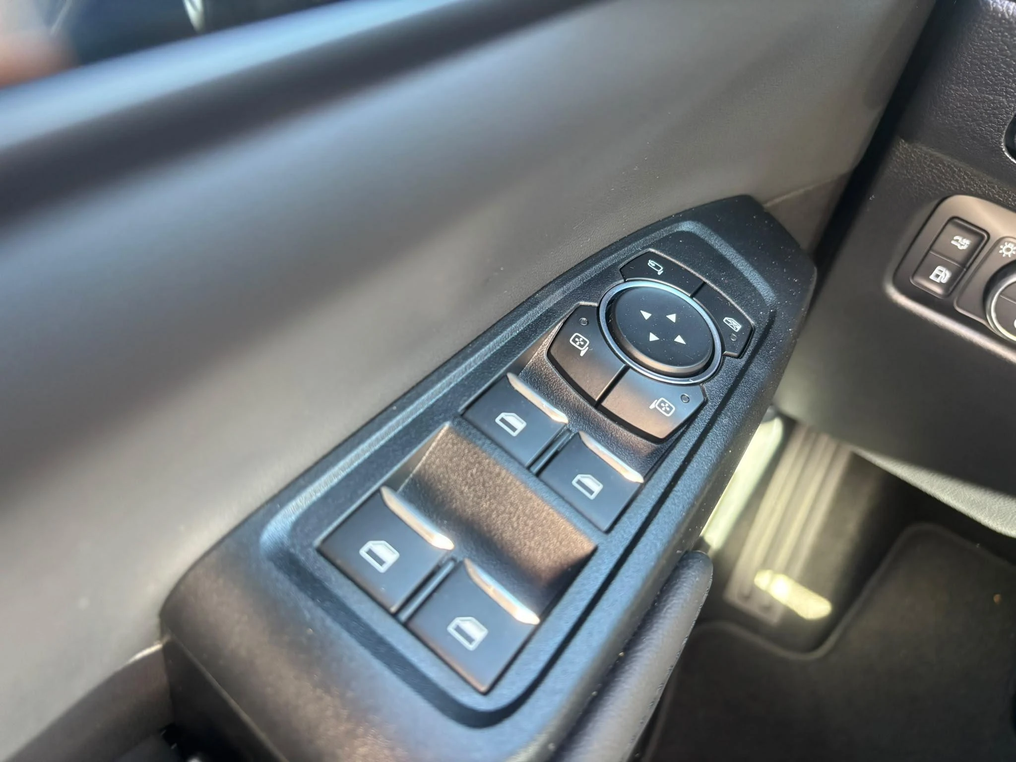 Ford-Ranger-image-22