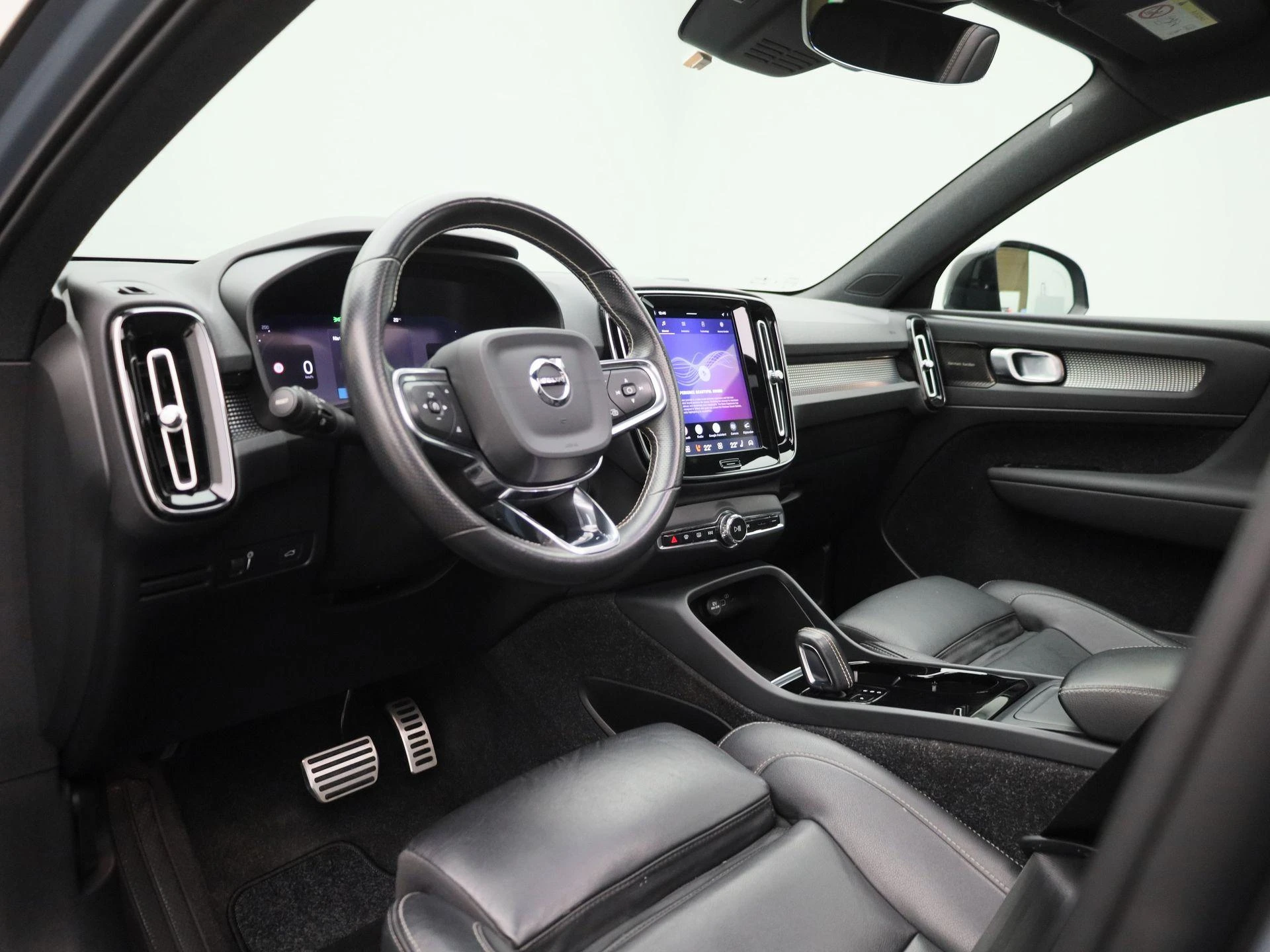 Volvo-XC40-image-37