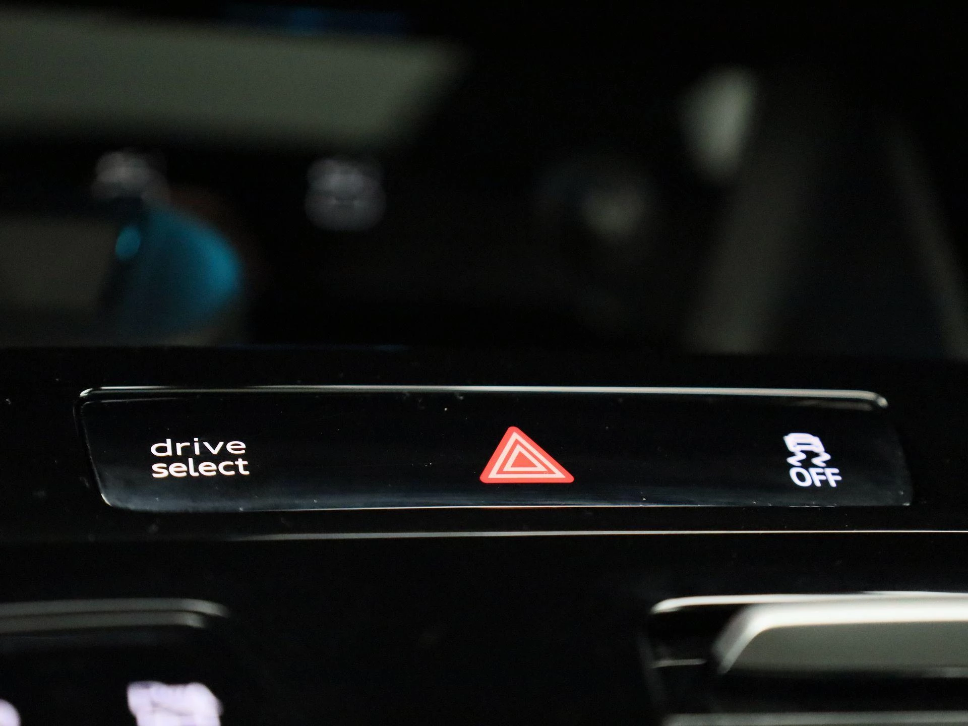 Audi-Q6 e-tron-image-29