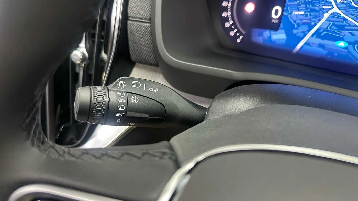 Volvo-XC90-image-30