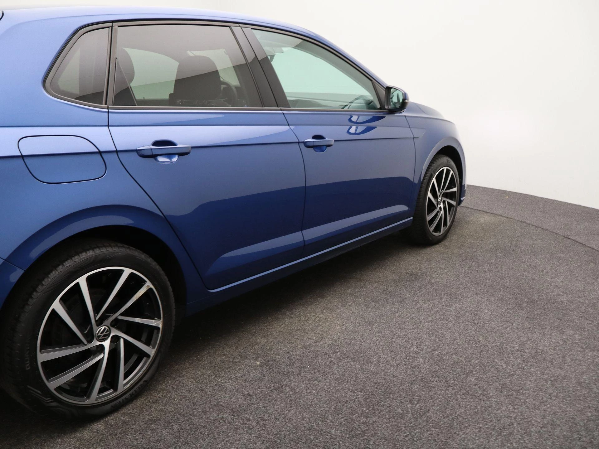 Volkswagen-Polo-image-38