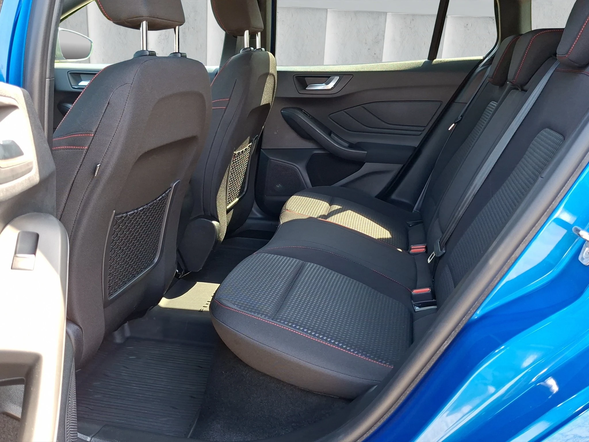 Ford Focus ST-Line 1.0 EB MHEV Aut. | LED | ACC | GJR | RFK | SHZ | LMF | Navi